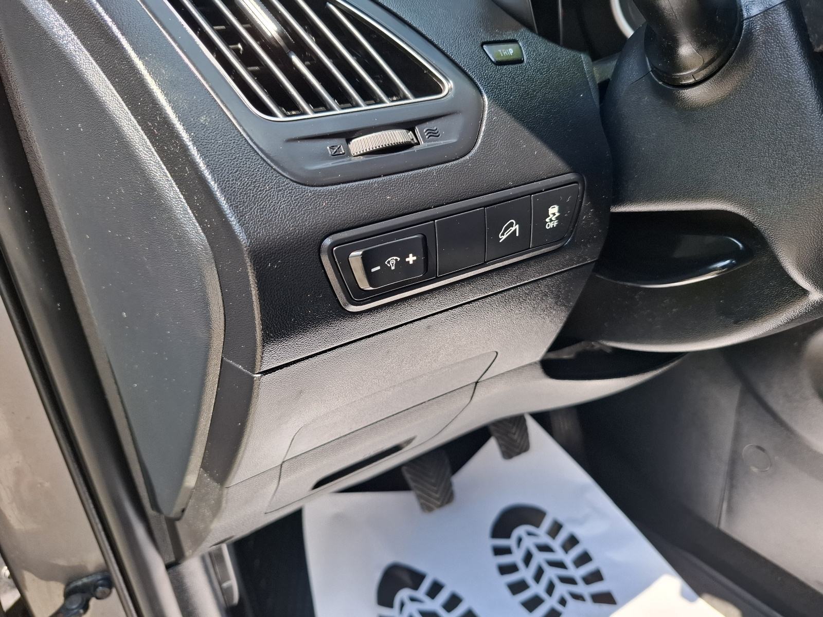 Hyundai ix35 1 7 CRDi 158tkm TEMPOMAT USB AUX 2012god NA IME KUPCA, fotografija 15