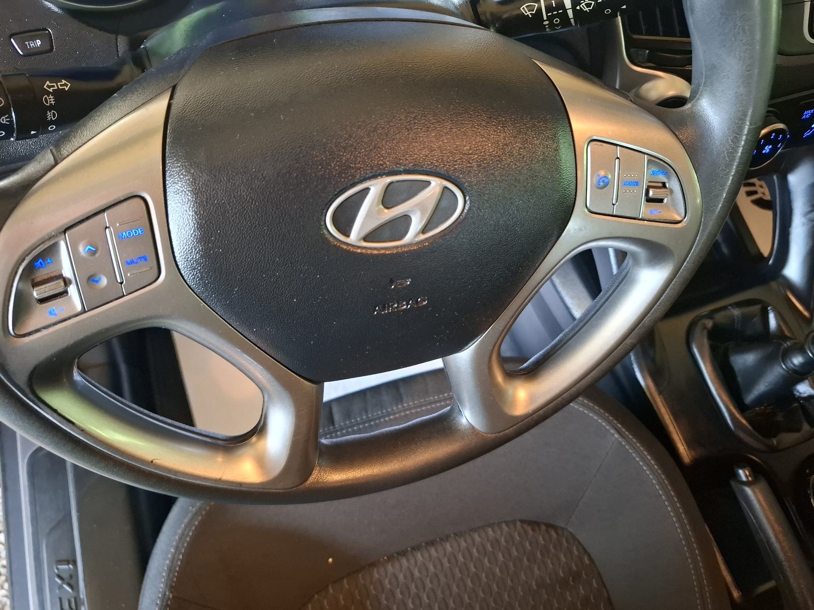 Hyundai ix35 1 7 CRDi 158tkm TEMPOMAT USB AUX 2012god NA IME KUPCA, fotografija 19