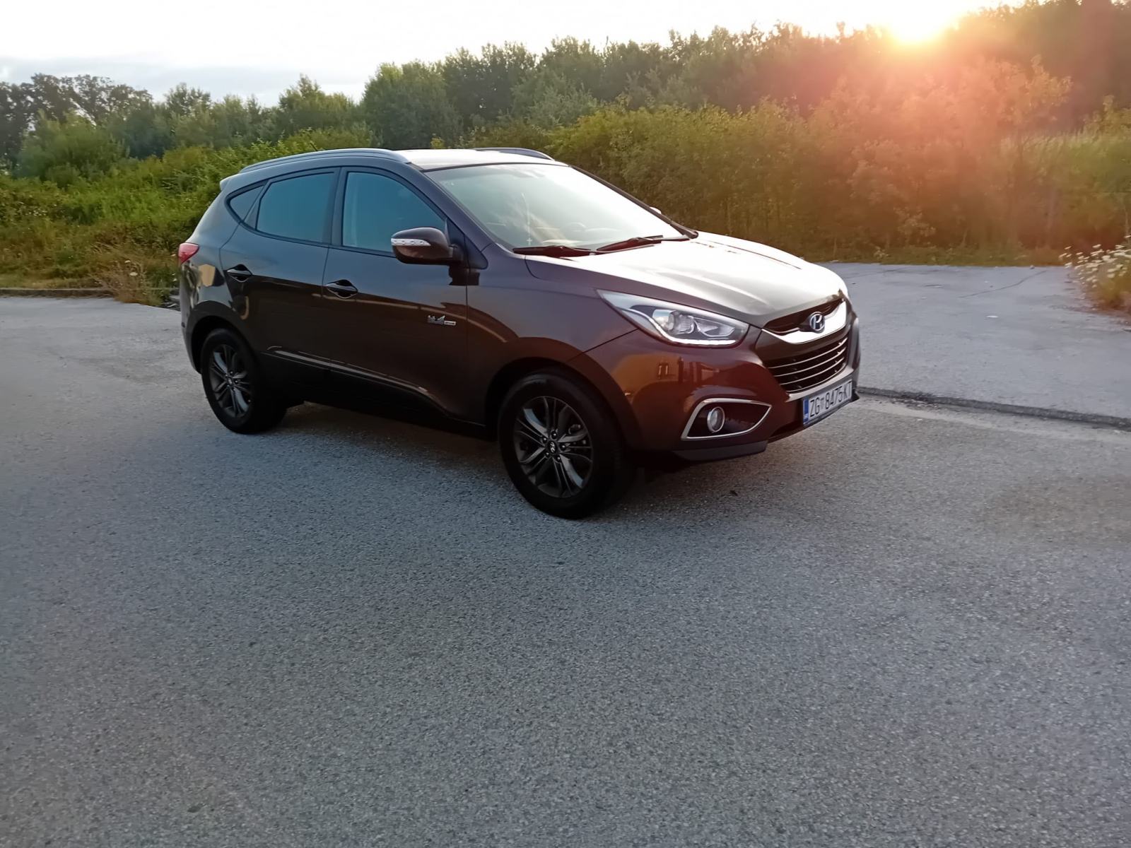 Hyundai ix35 1,6 GDI HR AUTO/ REGISTRIRAN GODINU DANA, fotografija 4