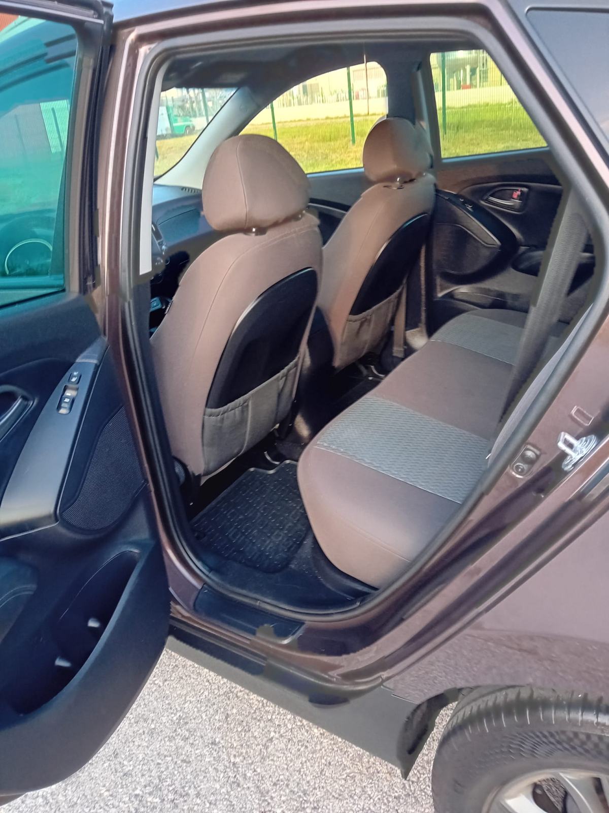 Hyundai ix35 1,6 GDI HR AUTO/ REGISTRIRAN GODINU DANA, fotografija 11