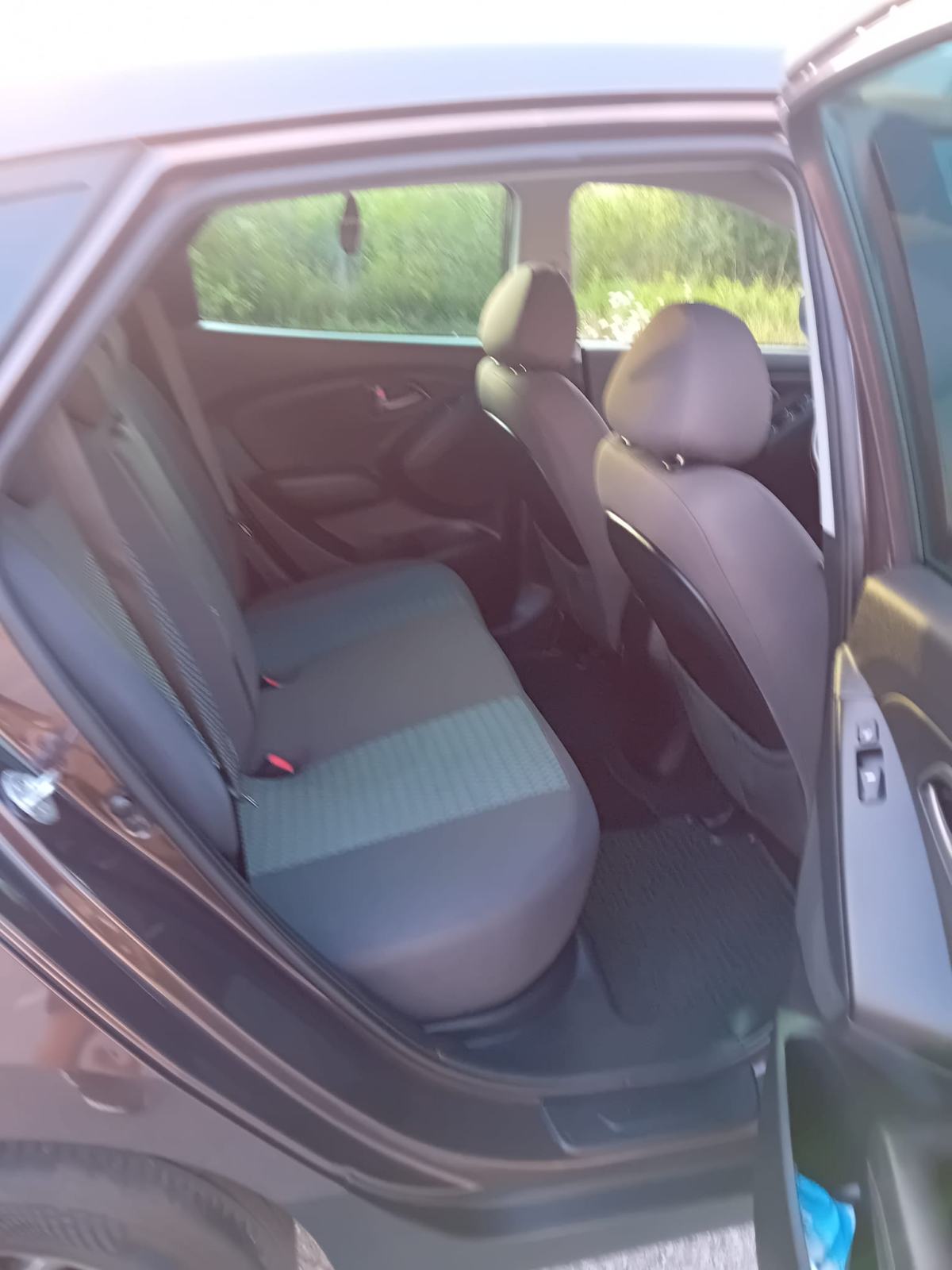 Hyundai ix35 1,6 GDI HR AUTO/ REGISTRIRAN GODINU DANA, fotografija 12