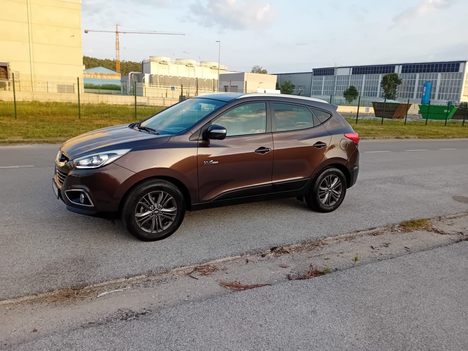 Hyundai ix35 1,6 GDI HR AUTO/ REGISTRIRAN GODINU DANA, fotografija 3