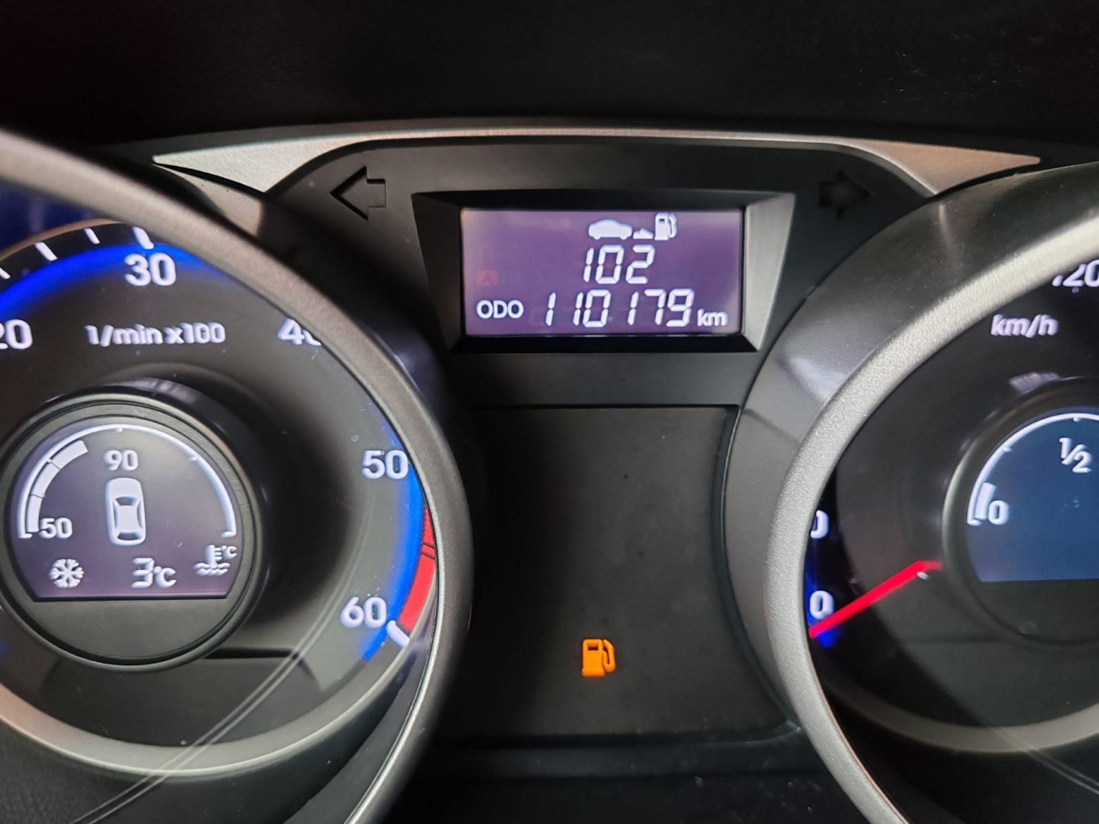 Hyundai ix35 1,7 CRDi , 110 000 km, 2015g. KARTICE 24/36 rata, fotografija 17