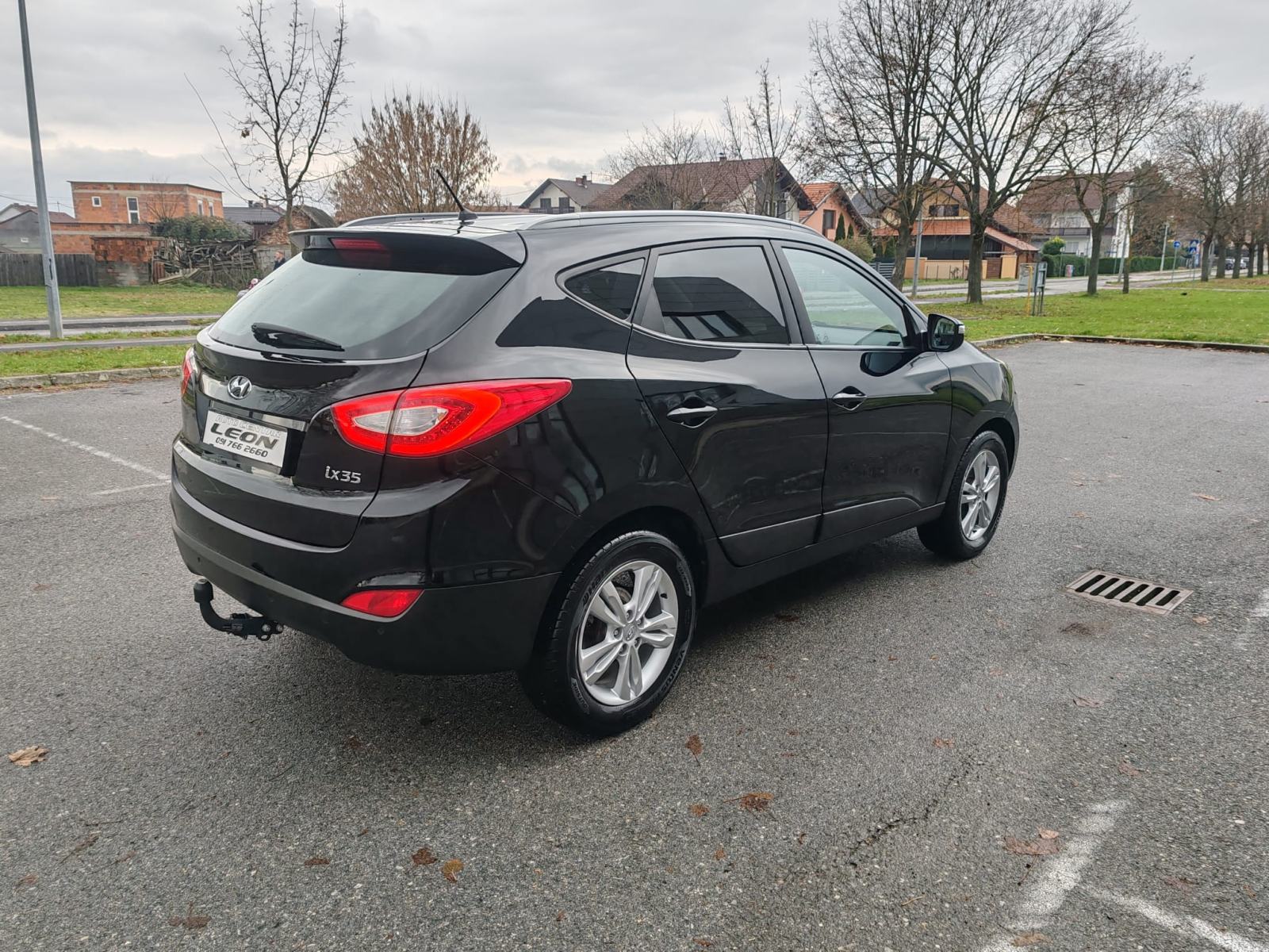 Hyundai ix35 1,7 CRDi , 110 000 km, 2015g. KARTICE 24/36 rata, fotografija 6