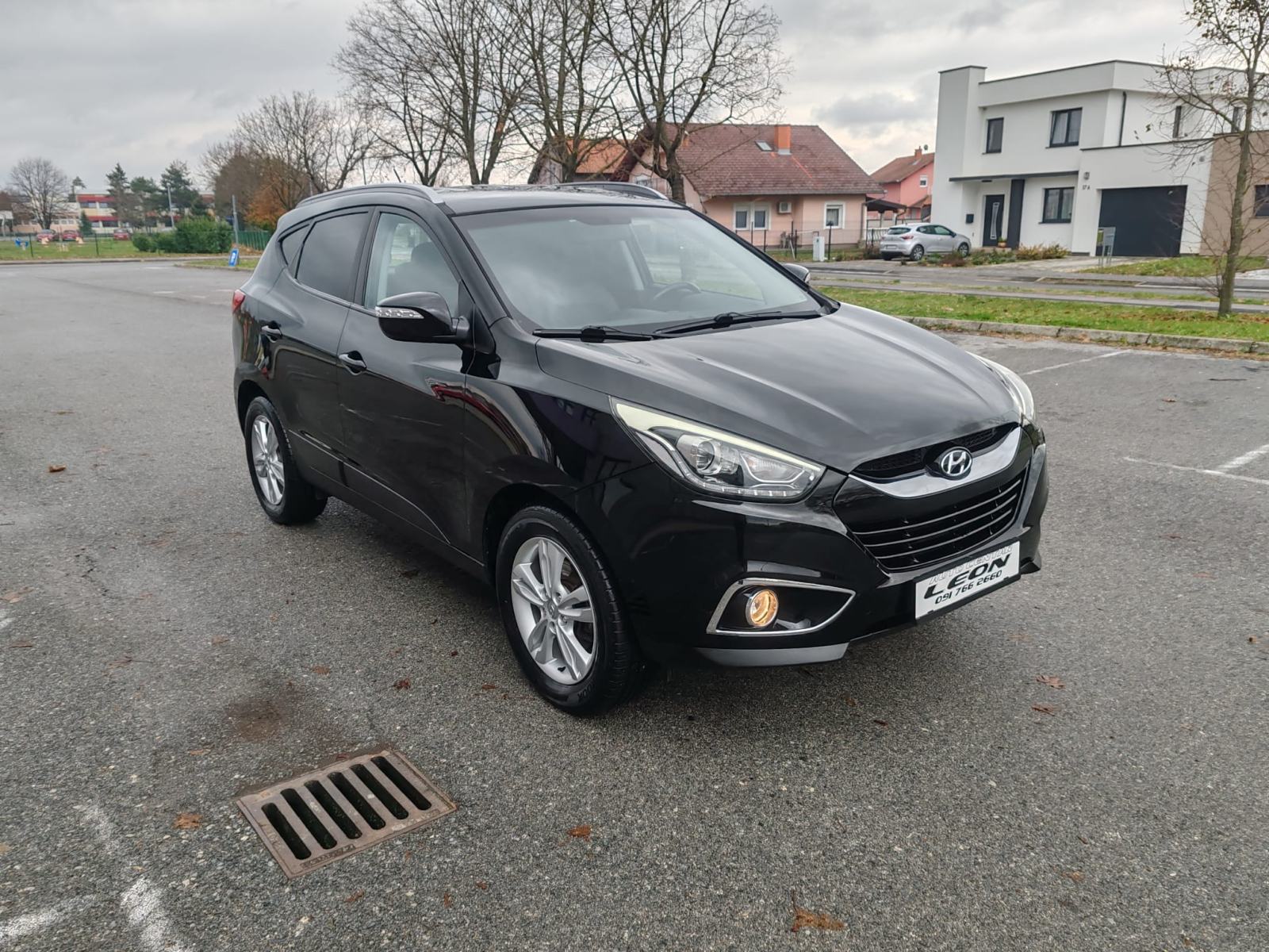 Hyundai ix35 1,7 CRDi , 110 000 km, 2015g. KARTICE 24/36 rata, fotografija 3