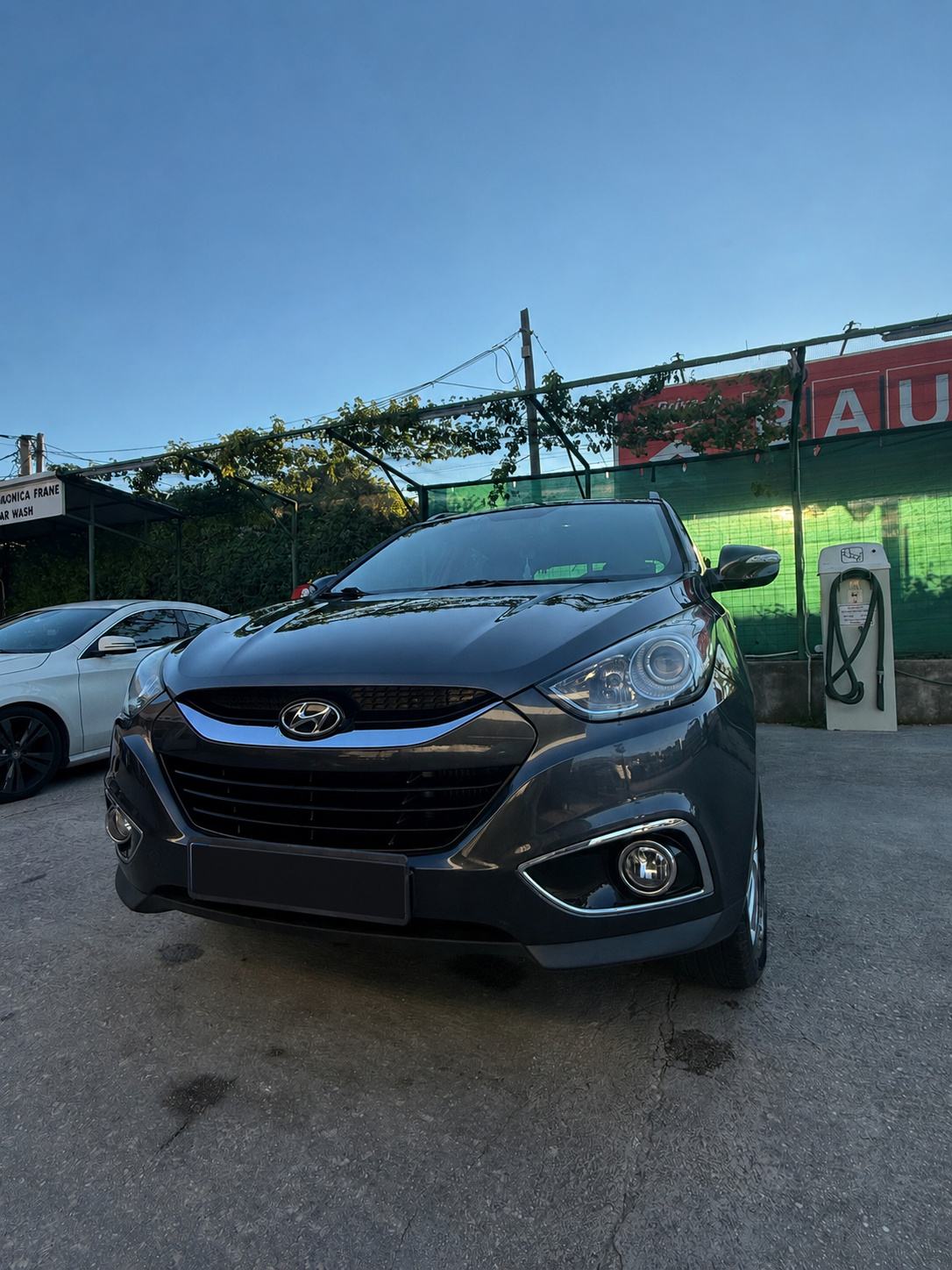 Hyundai ix35 2,0 CRDi 4x4 AUTOMATIK - FULL OPREMA - RAČUNI - PRILIKA !, fotografija 2