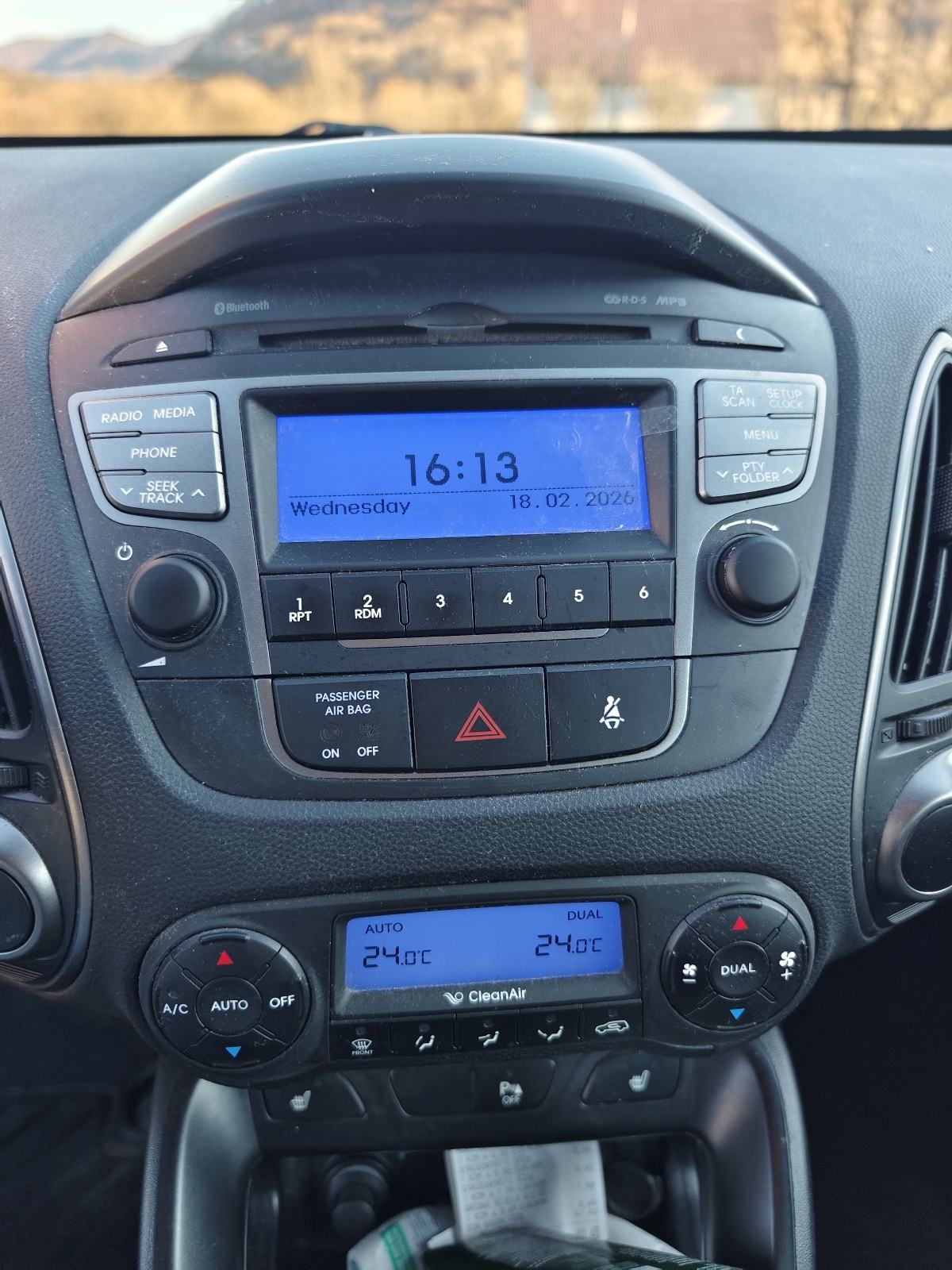 Hyundai ix35 – uredno održavan, bez ulaganja, fotografija 11