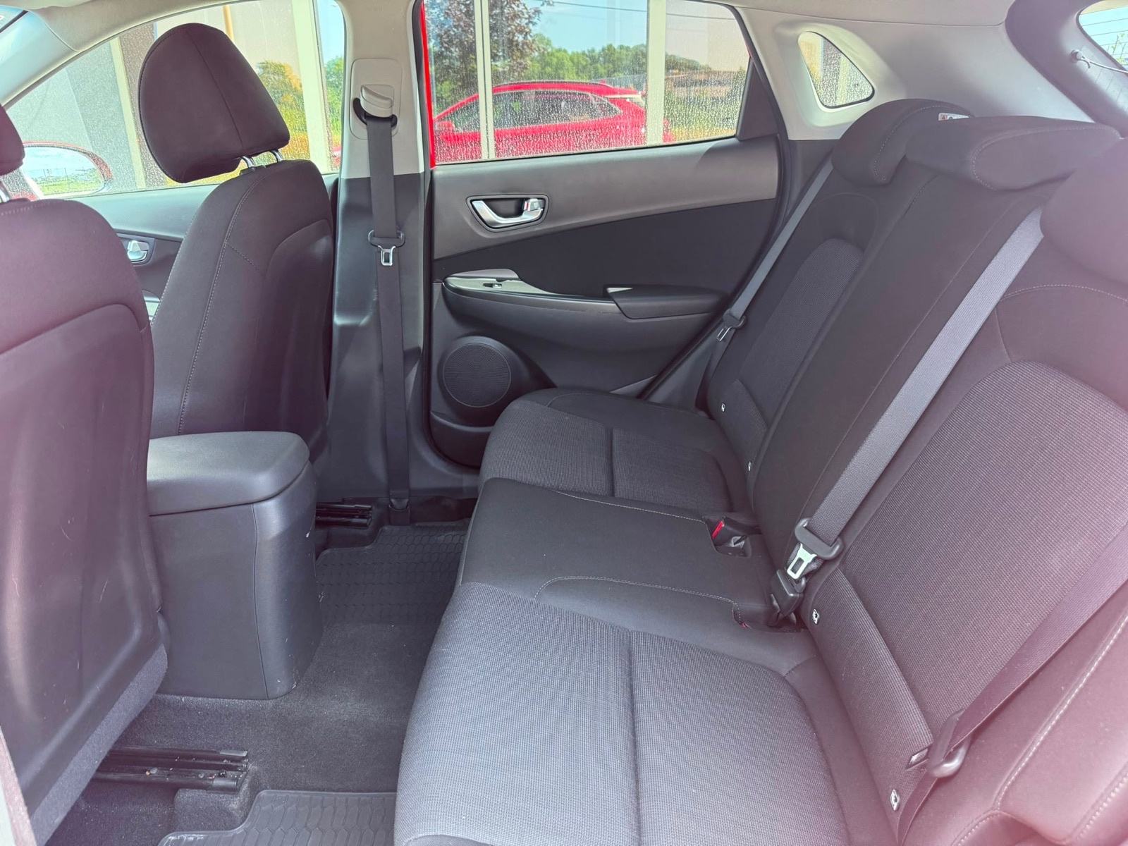 Hyundai Kona 1,0 T-GDI automatik, fotografija 11