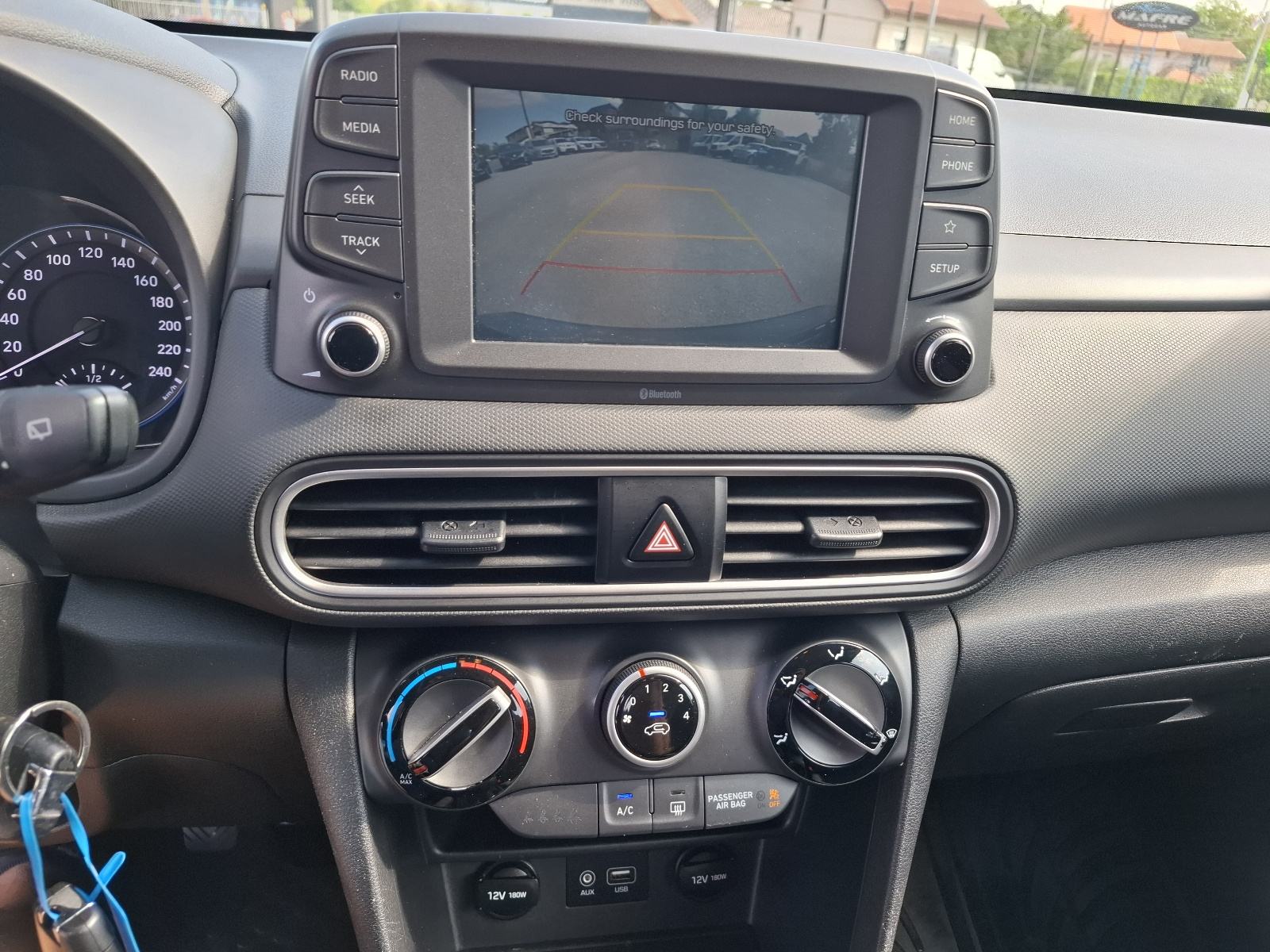 Hyundai Kona 1,0 T-GDI-KLIMA-KAMERA-ALU -HR AUTO -SERVISNA-77.309 KM, fotografija 10