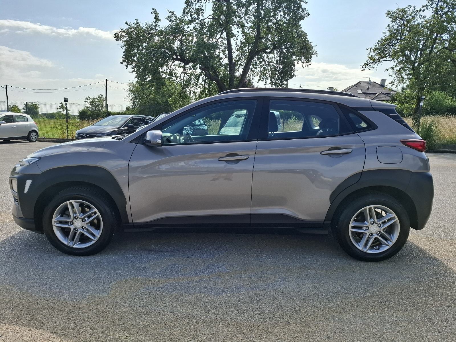 Hyundai Kona 1,0 T-GDI-KLIMA-KAMERA-ALU -HR AUTO -SERVISNA-77.309 KM, fotografija 4