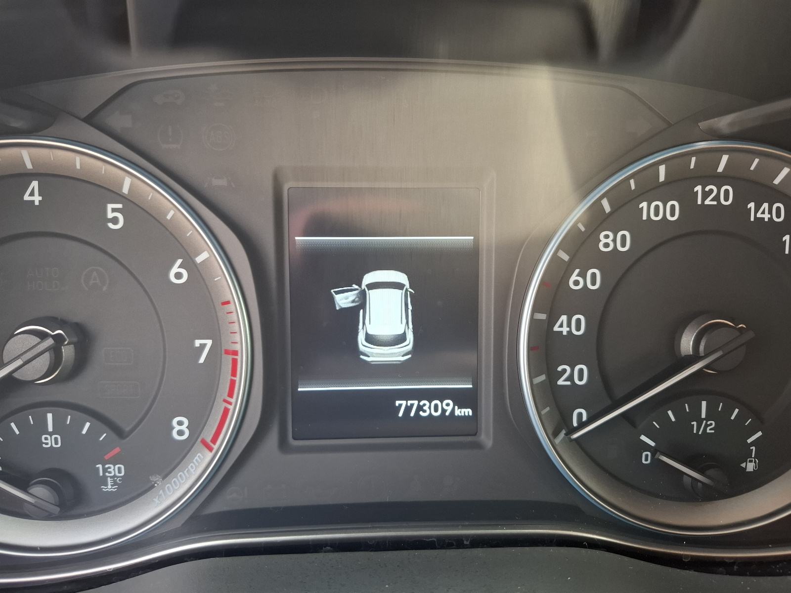 Hyundai Kona 1,0 T-GDI-KLIMA-KAMERA-ALU -HR AUTO -SERVISNA-77.309 KM, fotografija 8