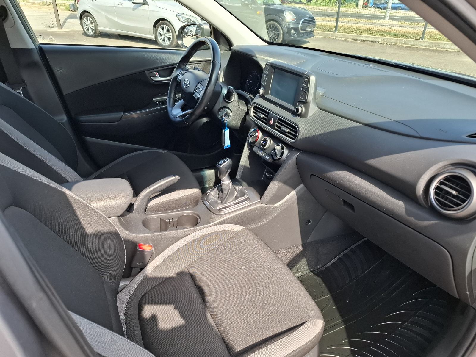 Hyundai Kona 1,0 T-GDI-KLIMA-KAMERA-ALU -HR AUTO -SERVISNA-77.309 KM, fotografija 19