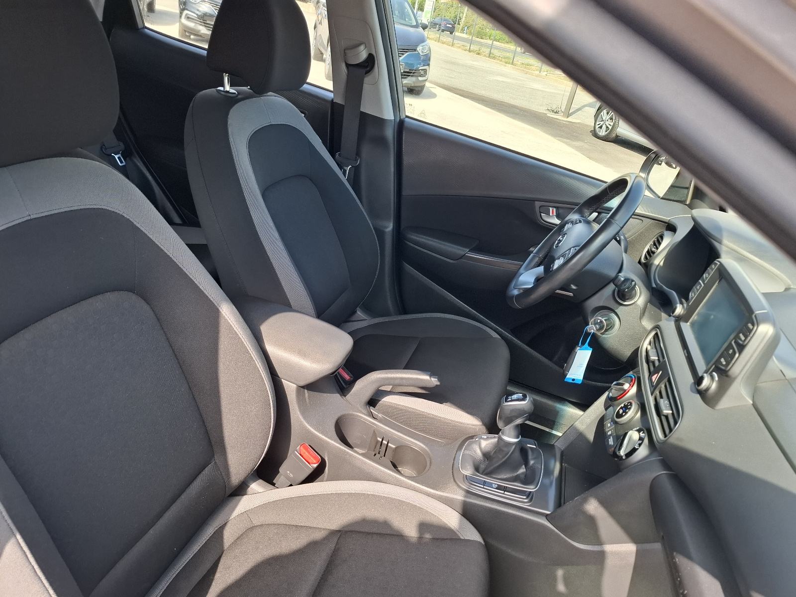 Hyundai Kona 1,0 T-GDI-KLIMA-KAMERA-ALU -HR AUTO -SERVISNA-77.309 KM, fotografija 18