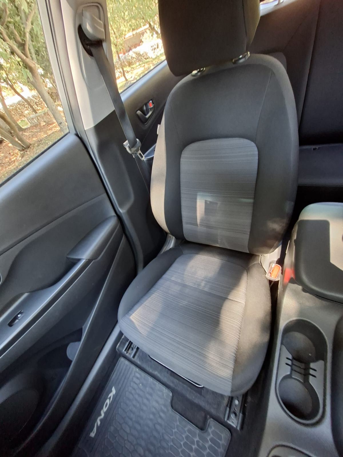 Hyundai Kona 1,0 T-GDI, fotografija 17