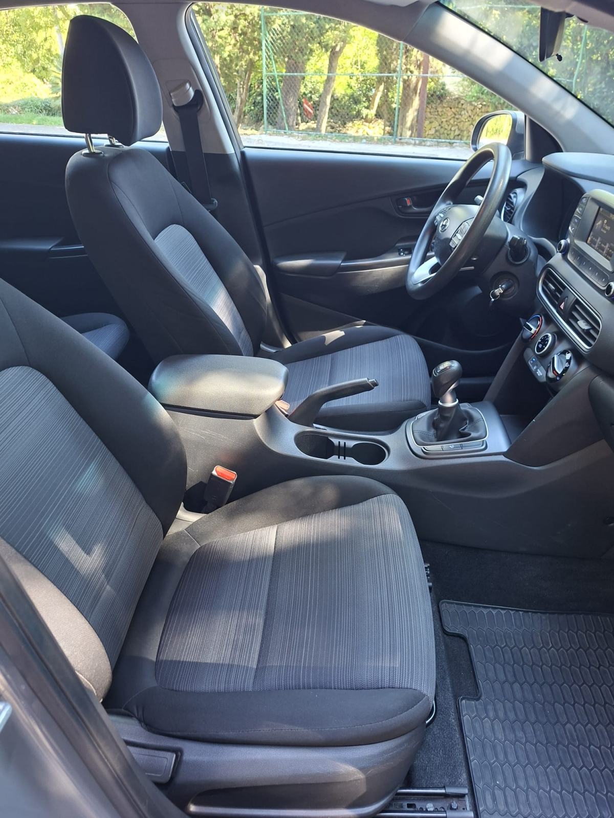Hyundai Kona 1,0 T-GDI, fotografija 15