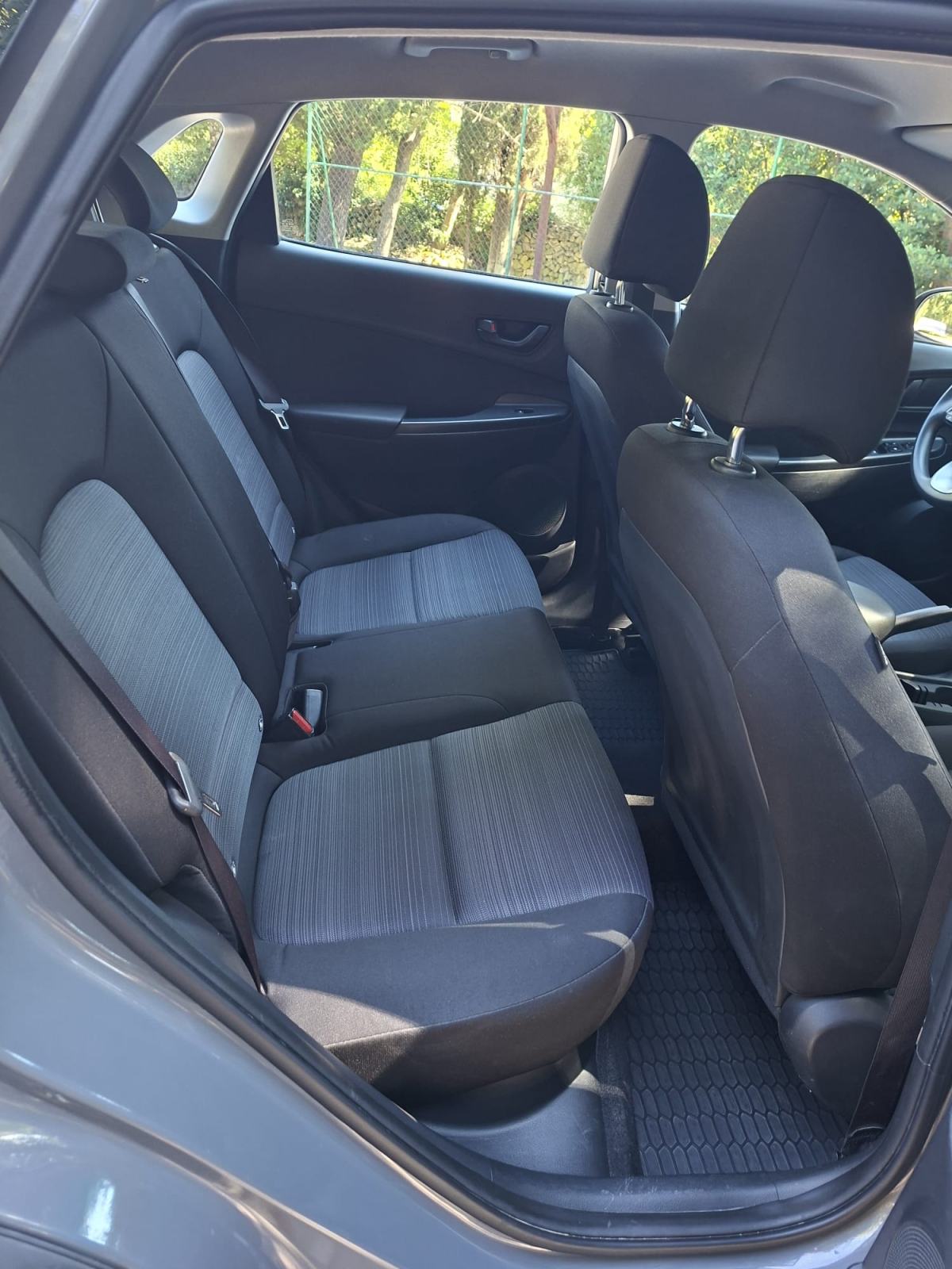 Hyundai Kona 1,0 T-GDI, fotografija 12