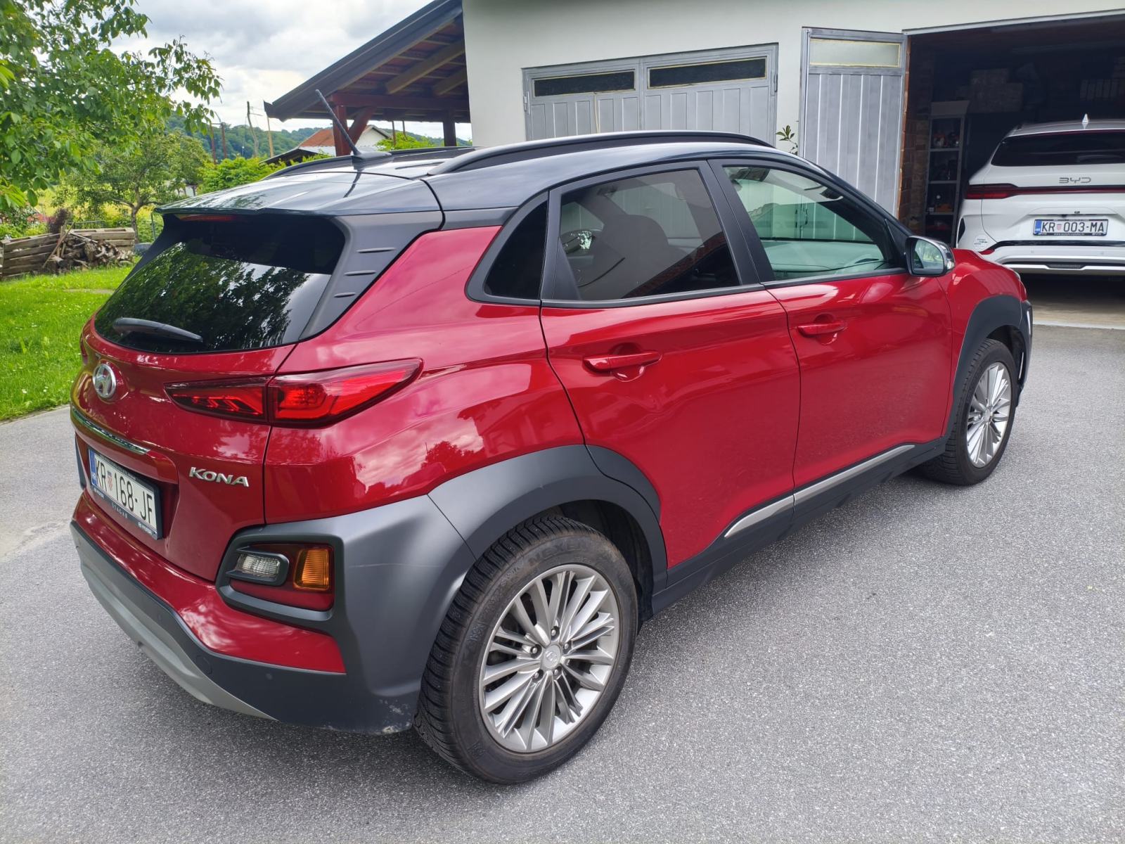 Hyundai Kona 1,0 T-GDI, fotografija 10