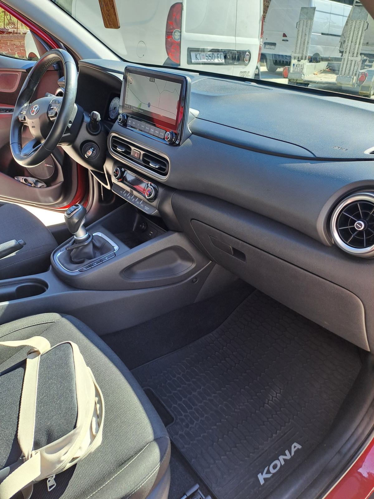 Hyundai Kona 1,0 T-GDI, fotografija 6