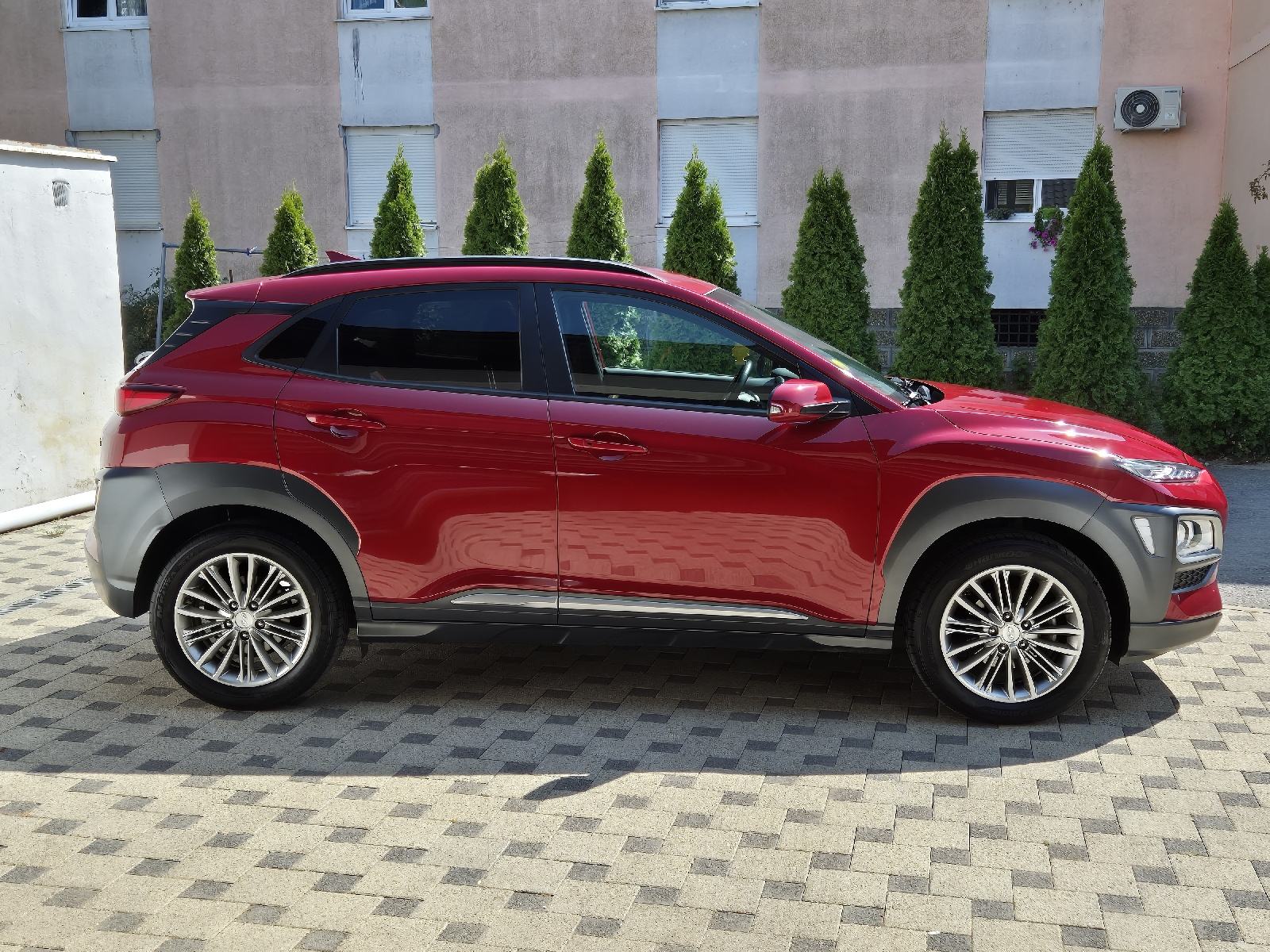 Hyundai Kona 1,6 CRDi AUTOMATIK ***66000***TKM SERVISNA NAVI HEAD UP, fotografija 2
