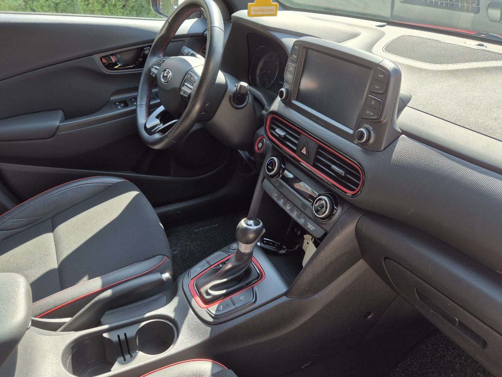 Hyundai Kona 1,6 CRDi AUTOMATIK ***66000***TKM SERVISNA NAVI HEAD UP, fotografija 9