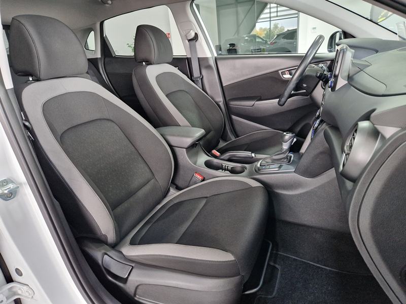 Hyundai Kona 1,6 CRDi DCT-automatik, fotografija 16