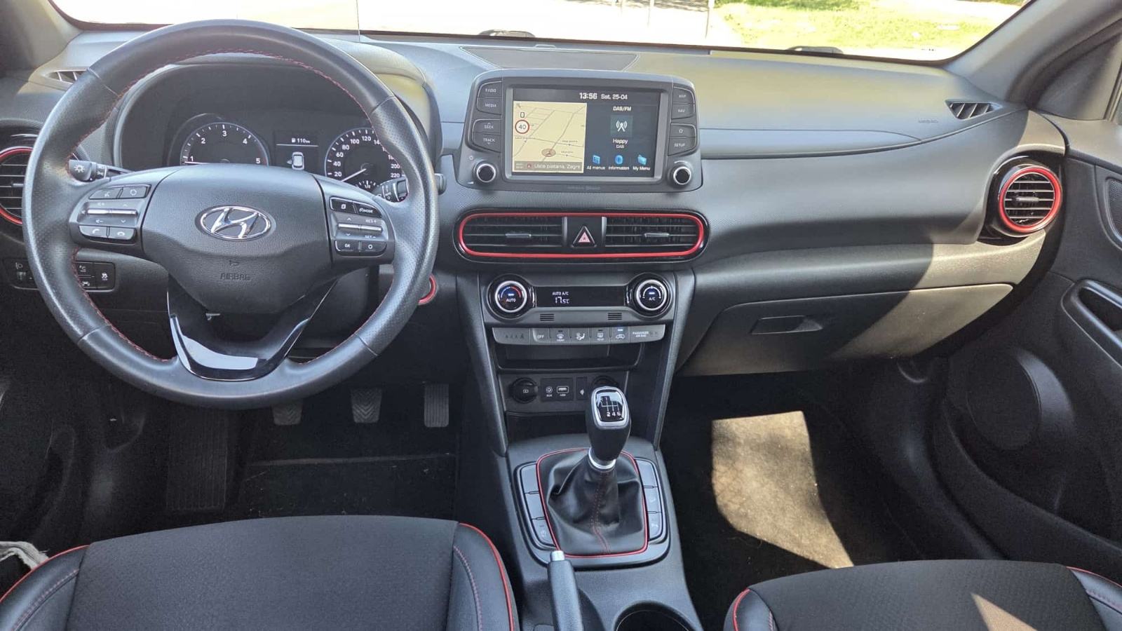 Hyundai Kona 1,6 CRDi Premium, fotografija 14