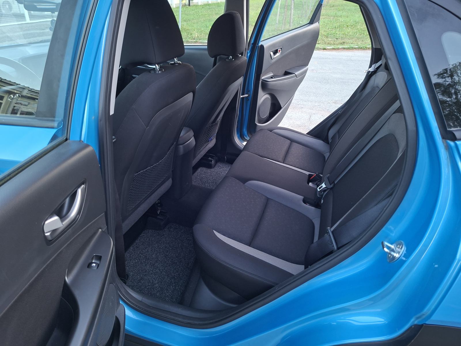 Hyundai Kona 1,6 CRDI * odlično stanje * kompletna servisna ovlaštenog, fotografija 18