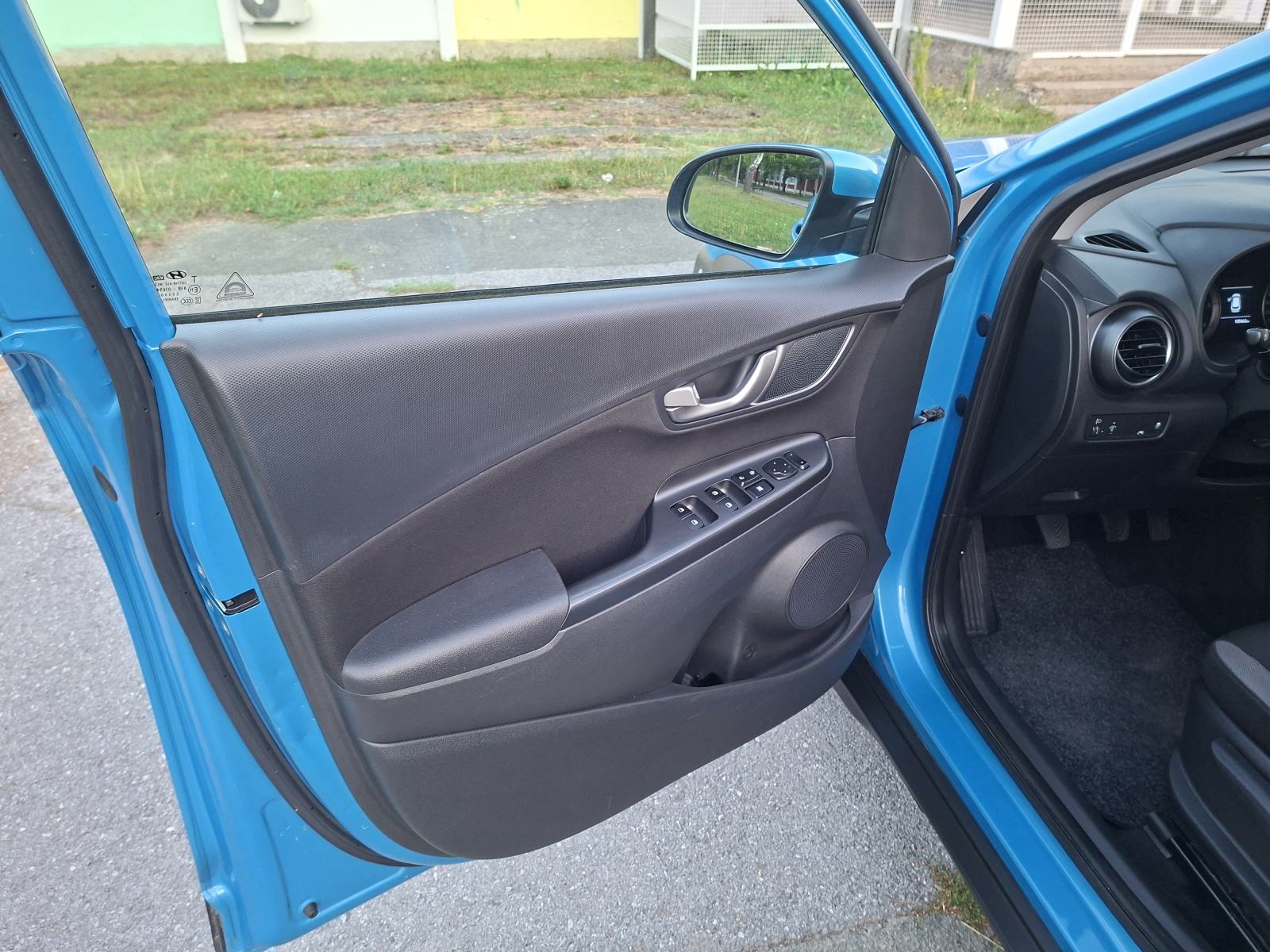 Hyundai Kona 1,6 CRDI * odlično stanje * kompletna servisna ovlaštenog, fotografija 9