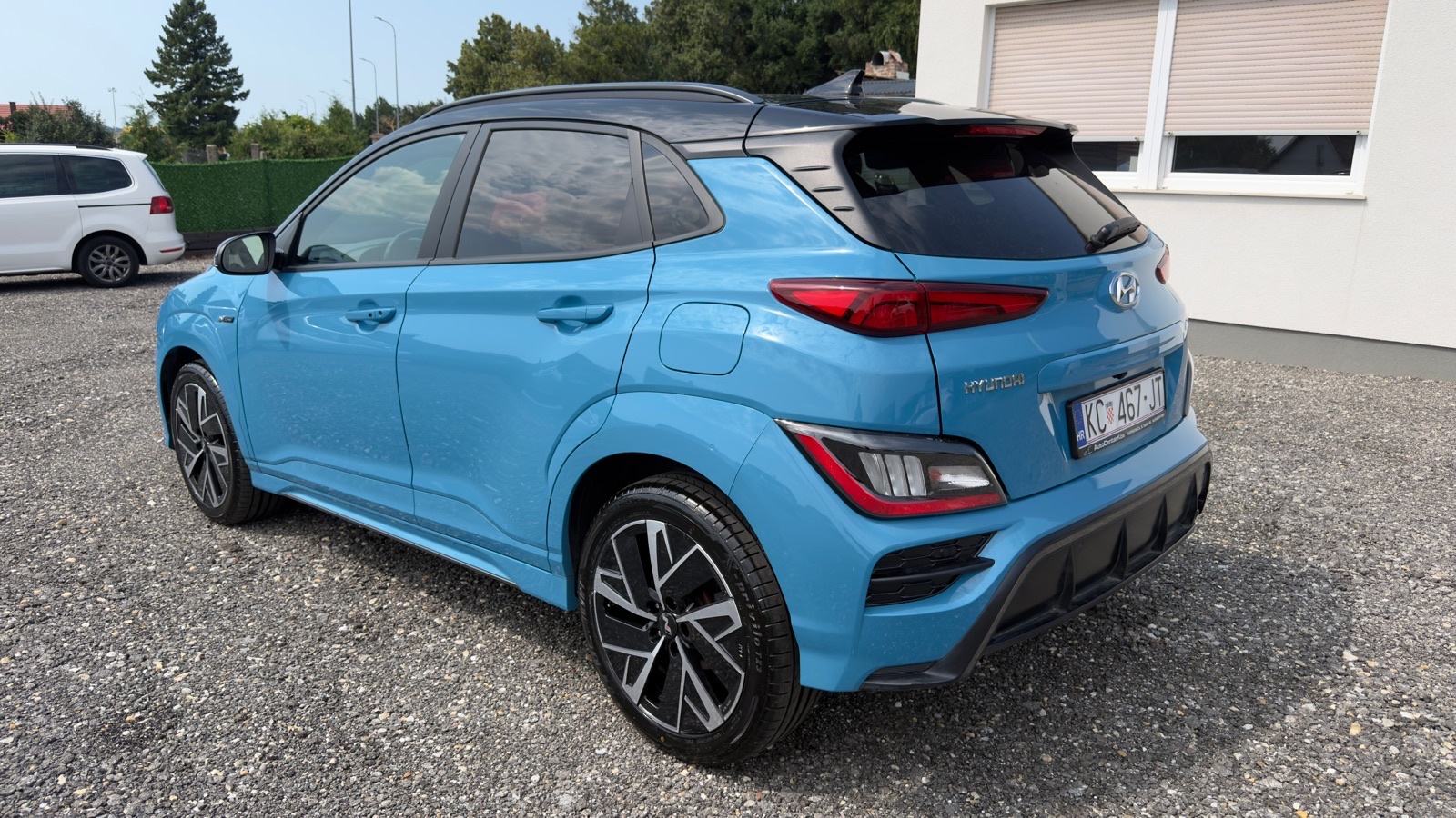 Hyundai Kona 1,6 T 200ks Nline **reg.06/2027**, fotografija 3