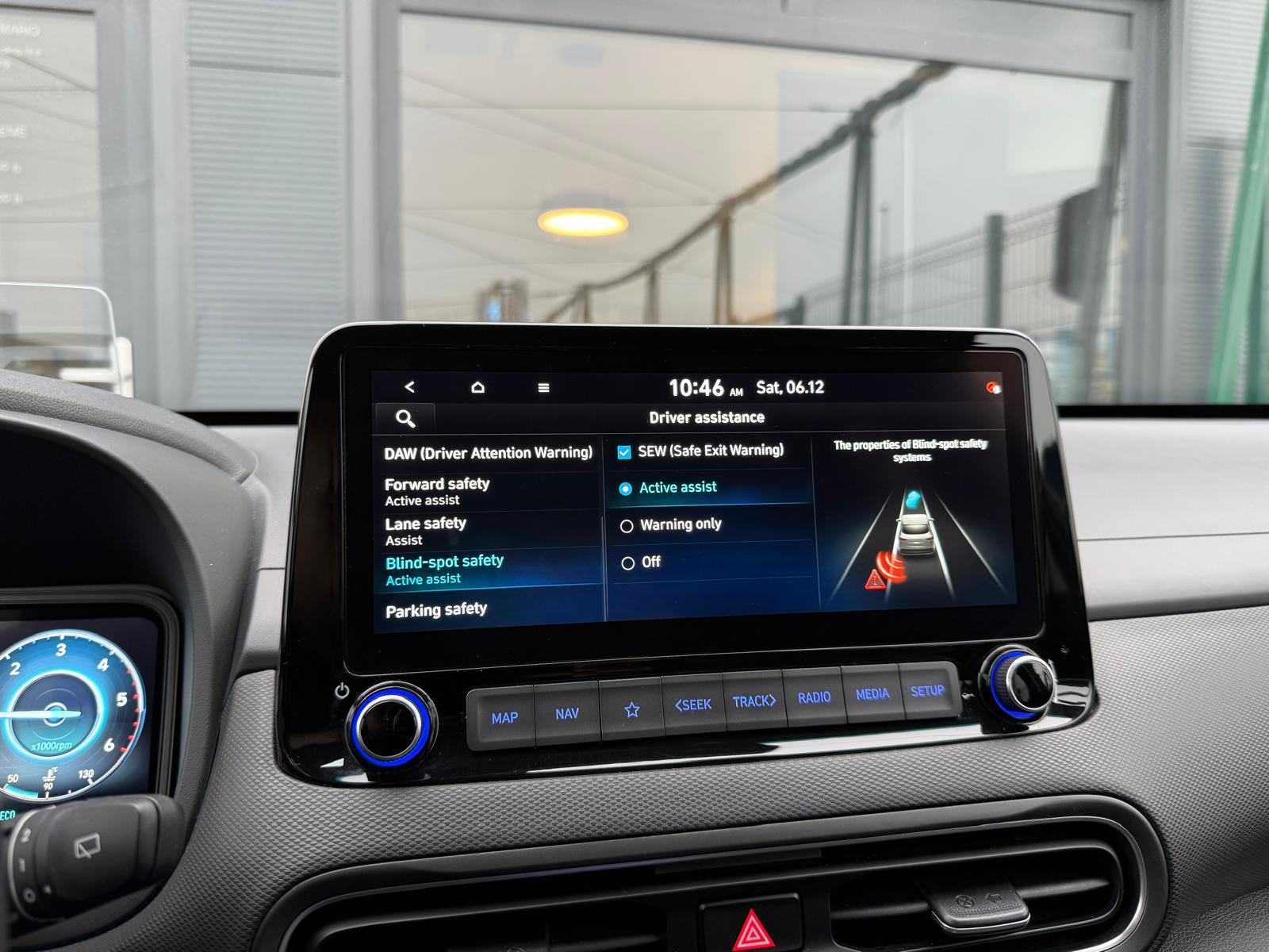 Hyundai Kona 1,6 CRDI AUTOMATIK °VIRTUAL°NAVI°KOŽA°HEAD-UP°LEASING°, fotografija 19