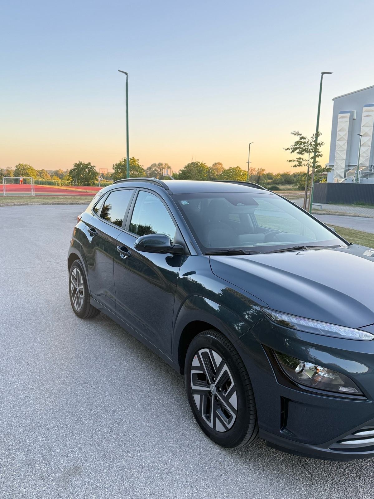 Hyundai Kona EV 64kWh automatik, fotografija 3