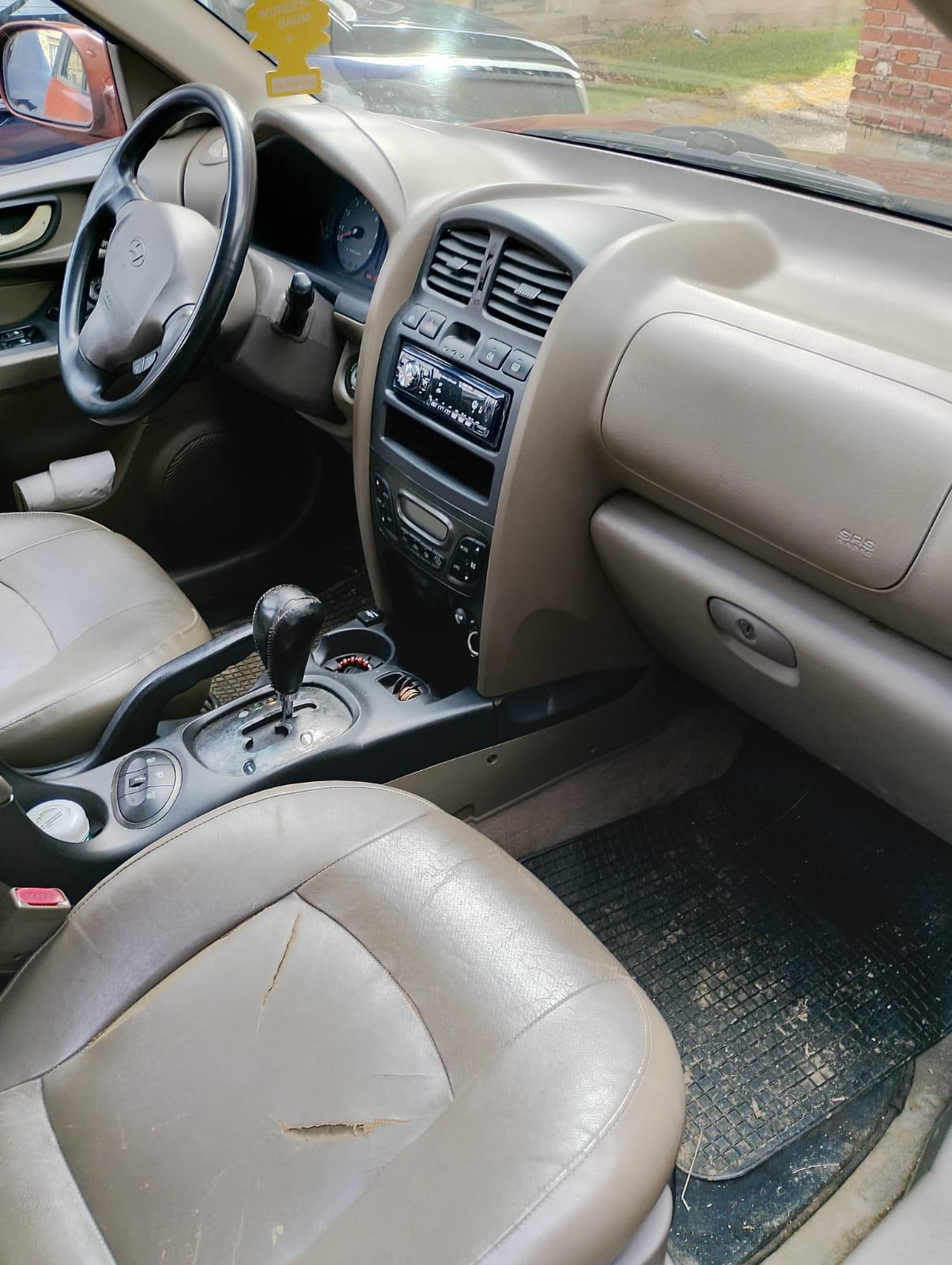Hyundai Santa Fe 2,7 V6 GLS PLIN 4X4, fotografija 9
