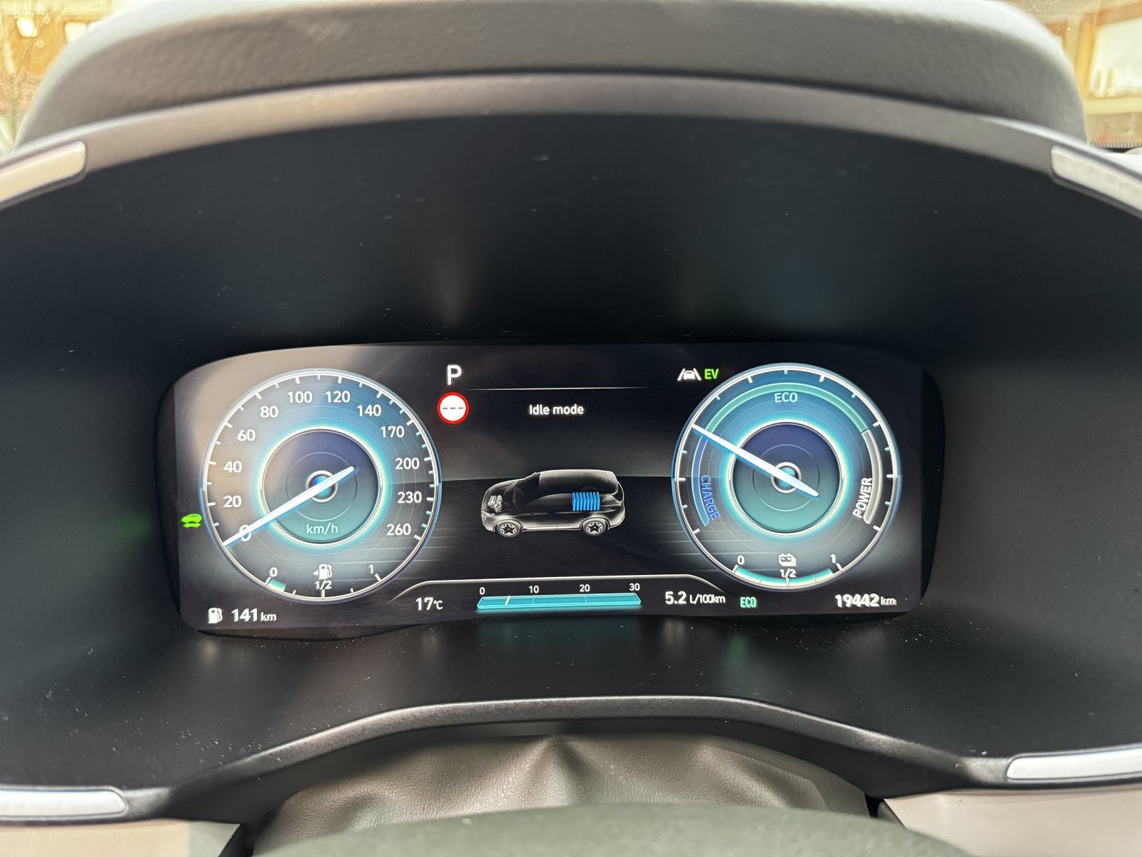 Hyundai Santa Fe phev Signature ful oprema Cijena novoga 64000e, fotografija 9