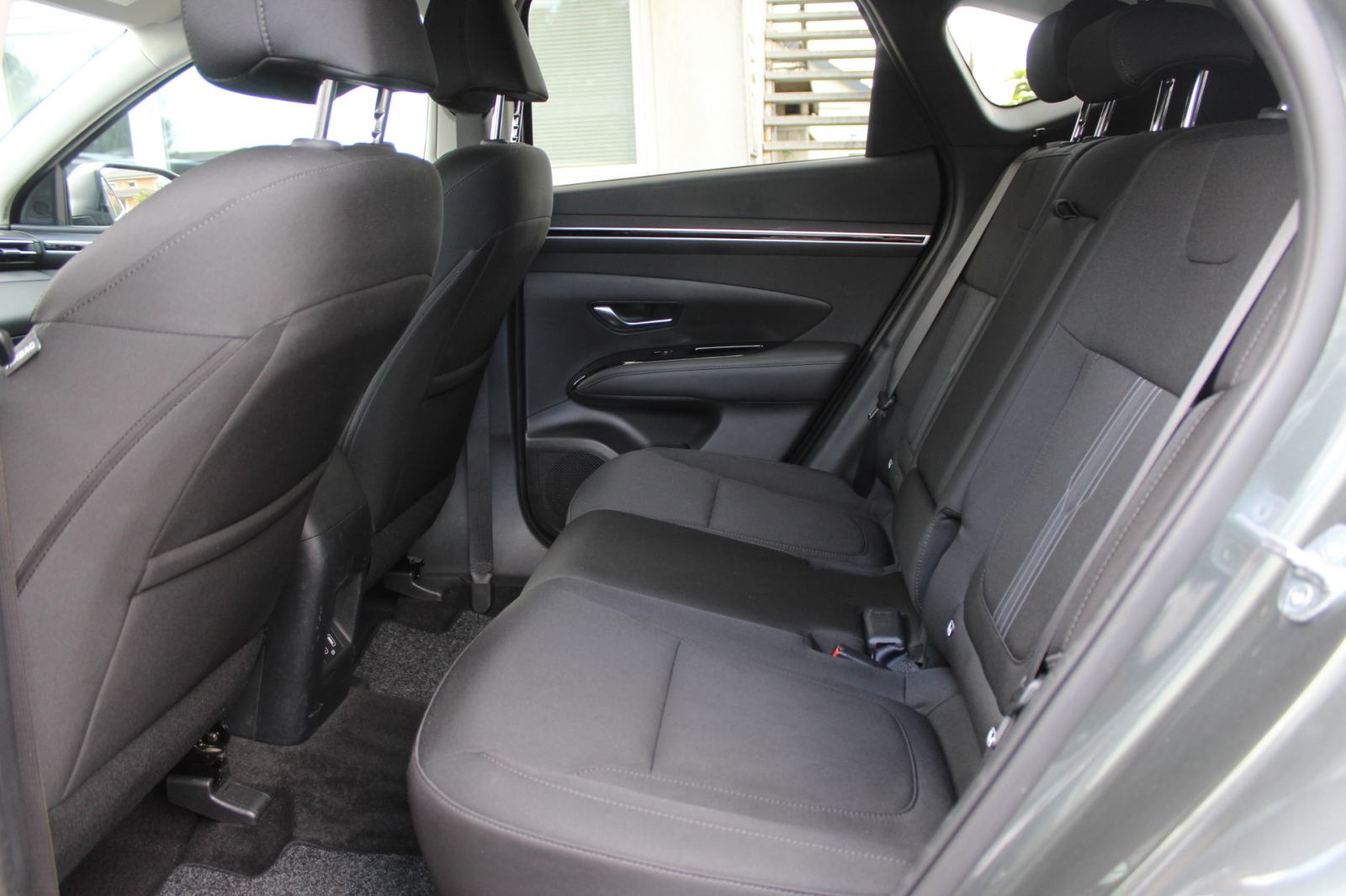Hyundai Tucson 1,6 CRDi 48V, AUTOMATIK, LED, NAVI, ALU 18", GARANCIJA, fotografija 9