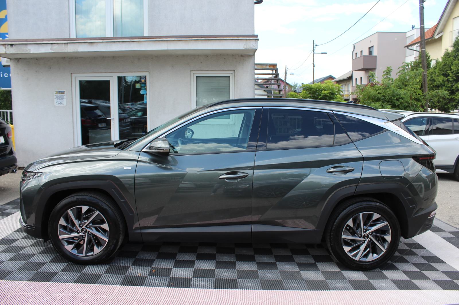 Hyundai Tucson 1,6 CRDi 48V, AUTOMATIK, LED, NAVI, ALU 18", GARANCIJA, fotografija 4