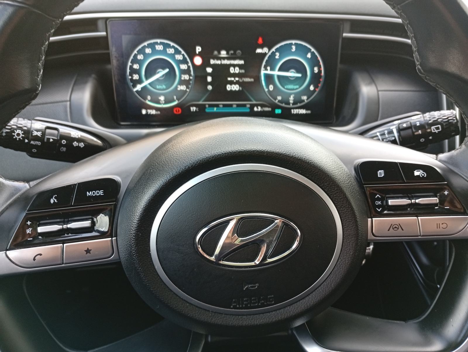 Hyundai Tucson 1,6 CRDi, 48V Hybrid, automatik, LED, registriran, fotografija 14