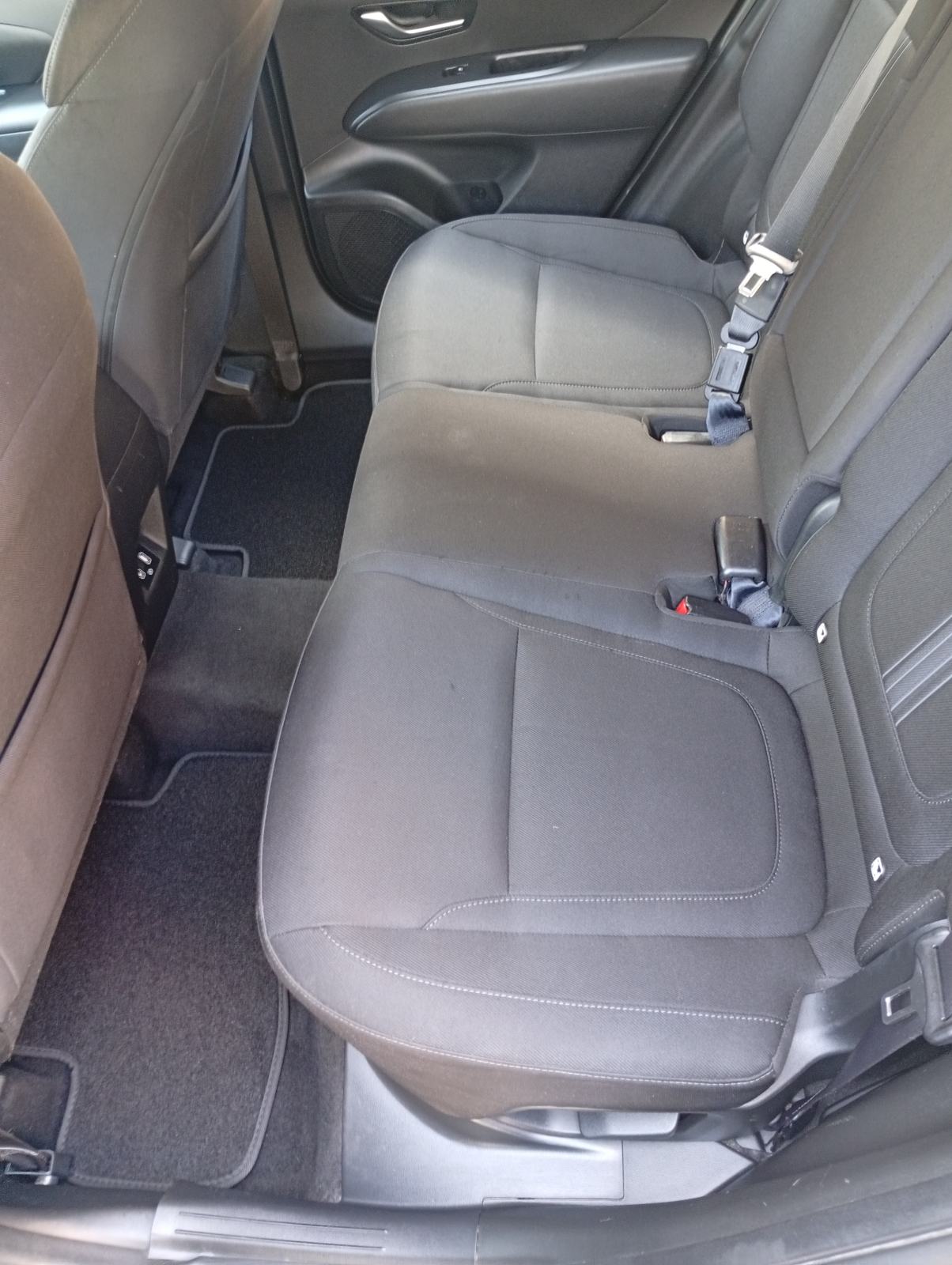 Hyundai Tucson 1,6 CRDi, 48V Hybrid, automatik, LED, registriran, fotografija 13