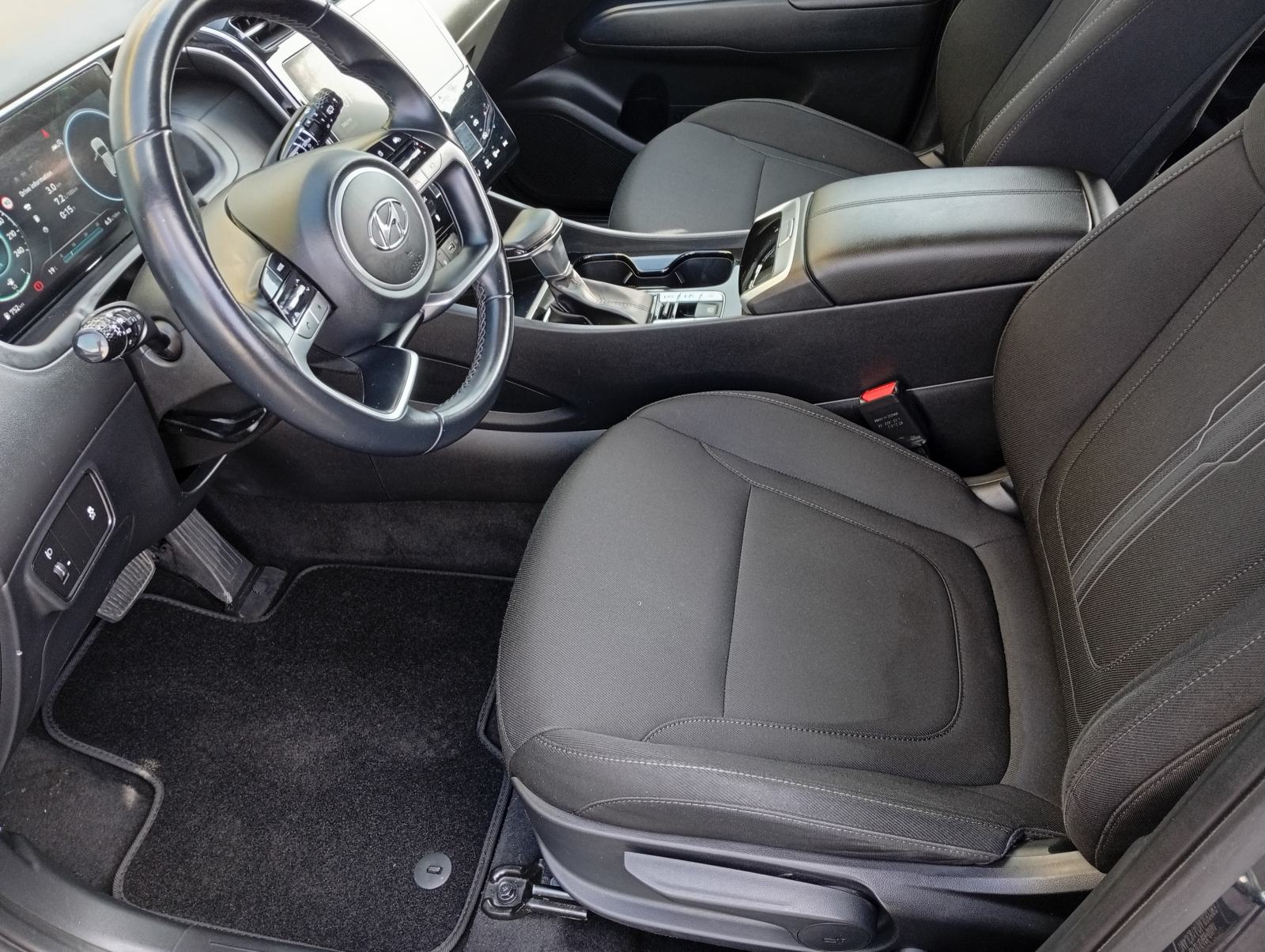 Hyundai Tucson 1,6 CRDi, 48V Hybrid, automatik, LED, registriran, fotografija 11