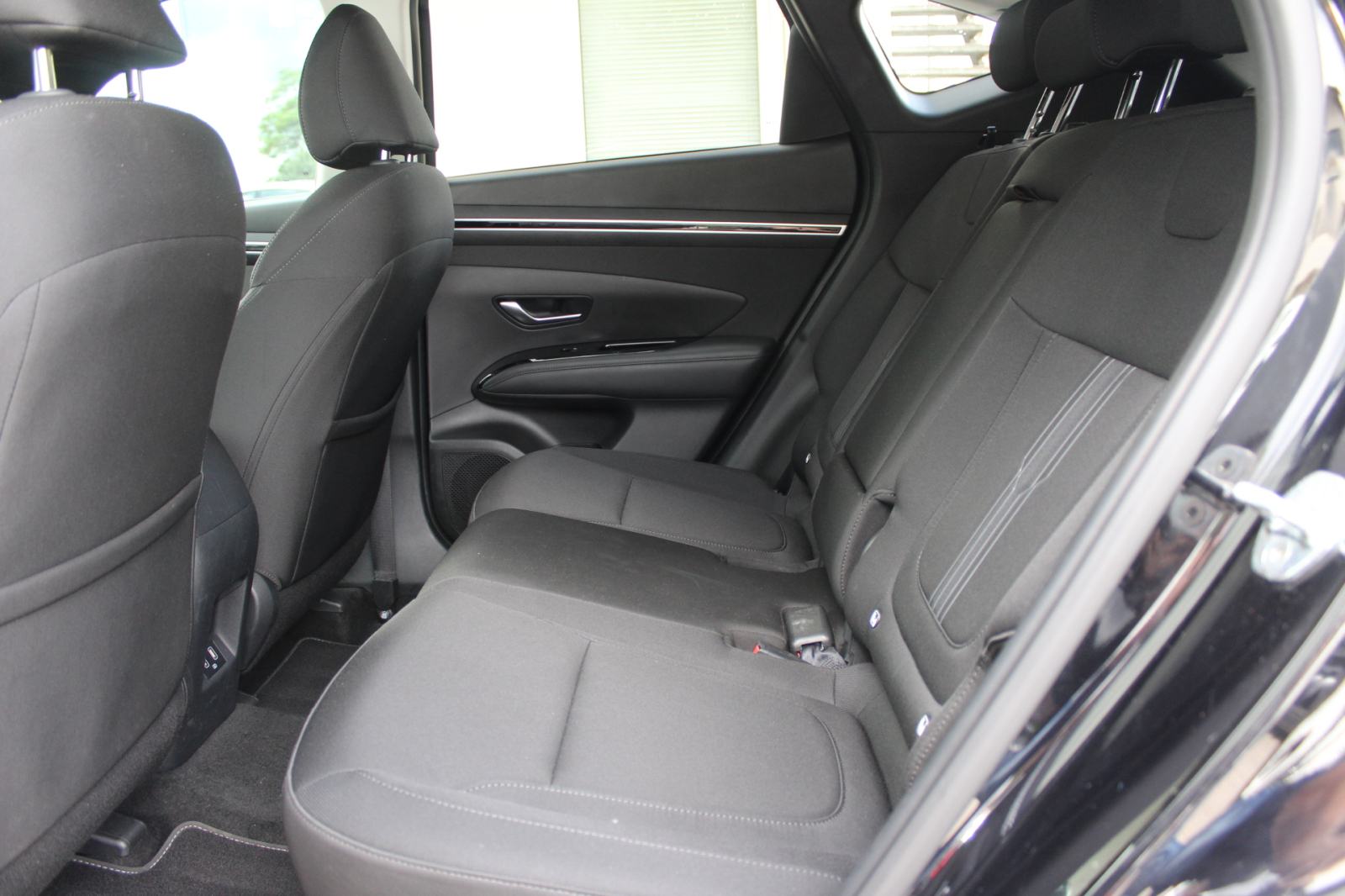 Hyundai Tucson 1,6 CRDi 48V, LED, NAVI, KAMERA, ALU 17", GARANCIJA, fotografija 9
