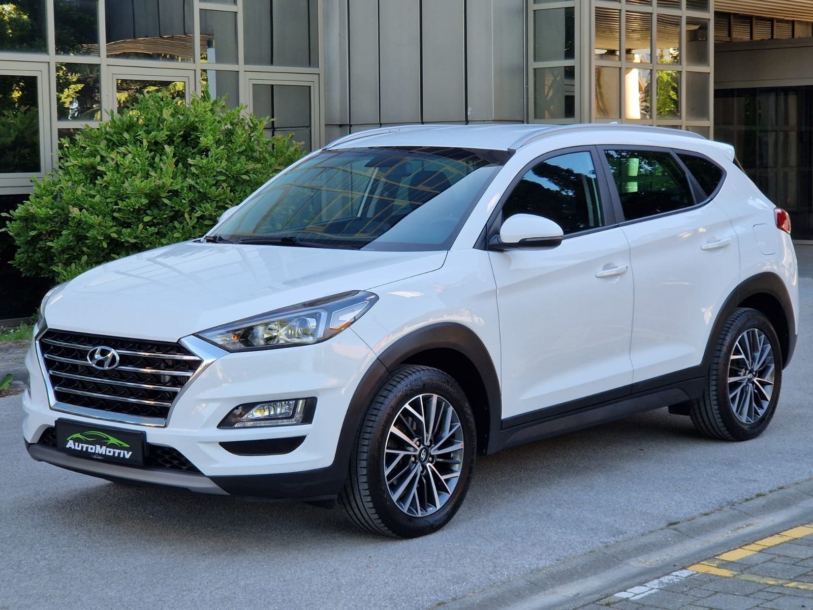 HYUNDAI TUCSON 1.6 CRDi 4WD AUTOMATIK LEVEL 3 PLUS - ***TOP STANJE***, fotografija 4