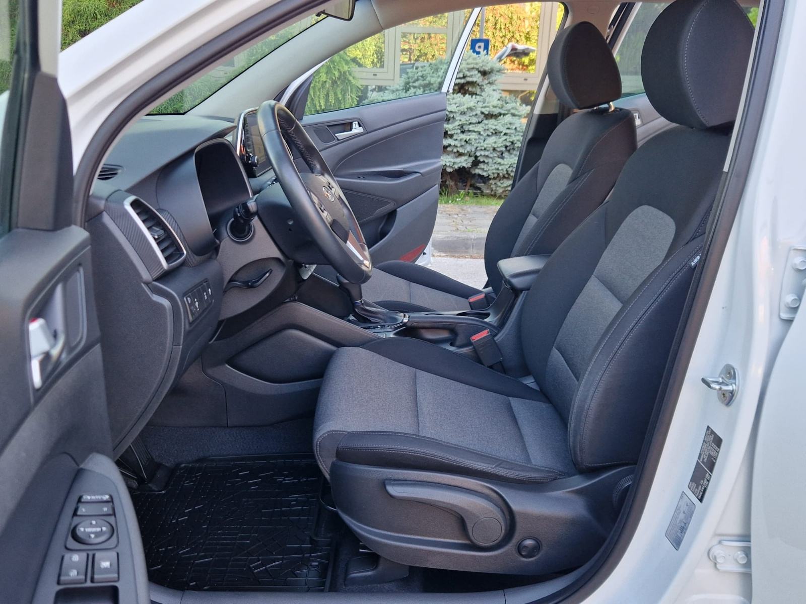 HYUNDAI TUCSON 1.6 CRDi 4WD AUTOMATIK LEVEL 3 PLUS - ***TOP STANJE***, fotografija 12