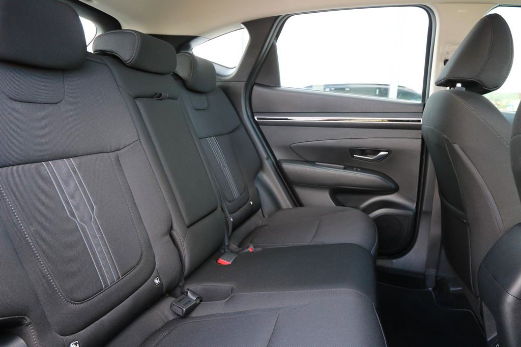 Hyundai Tucson 1.6 CRDI Automatik Hybrid 48V Business VIRTUAL COCKPIT, fotografija 8