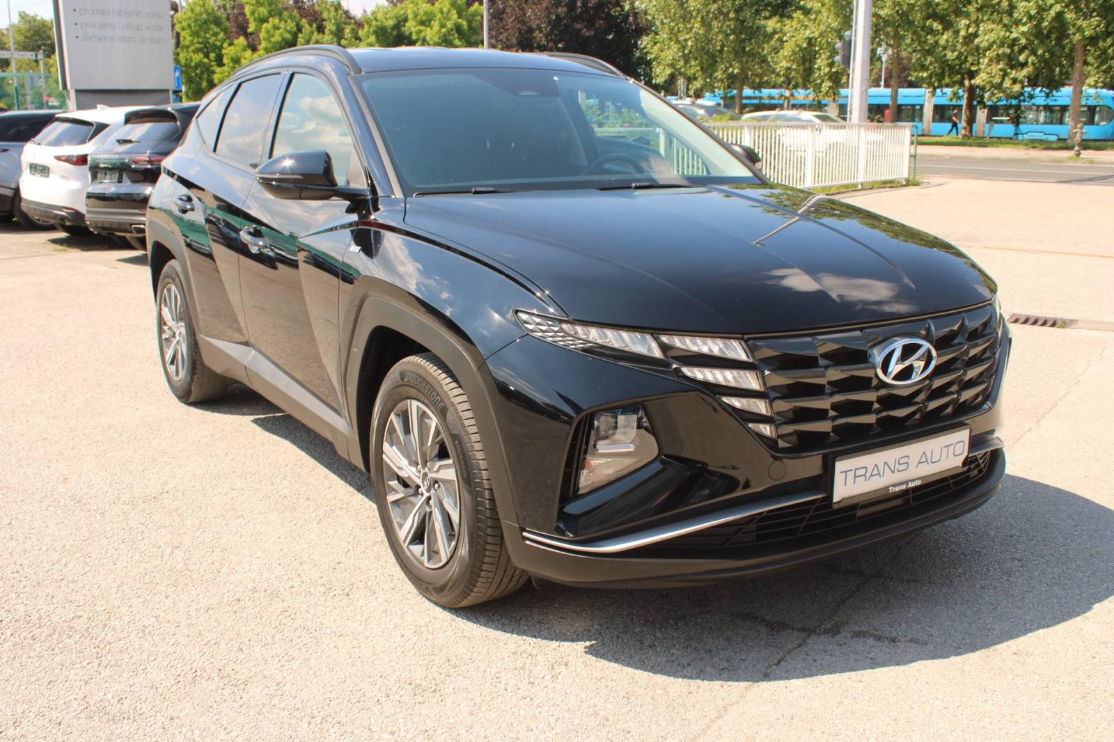 Hyundai Tucson 1.6 CRDi AUTOMATIK *LED, NAVIGACIJA, KAMERA*, fotografija 3