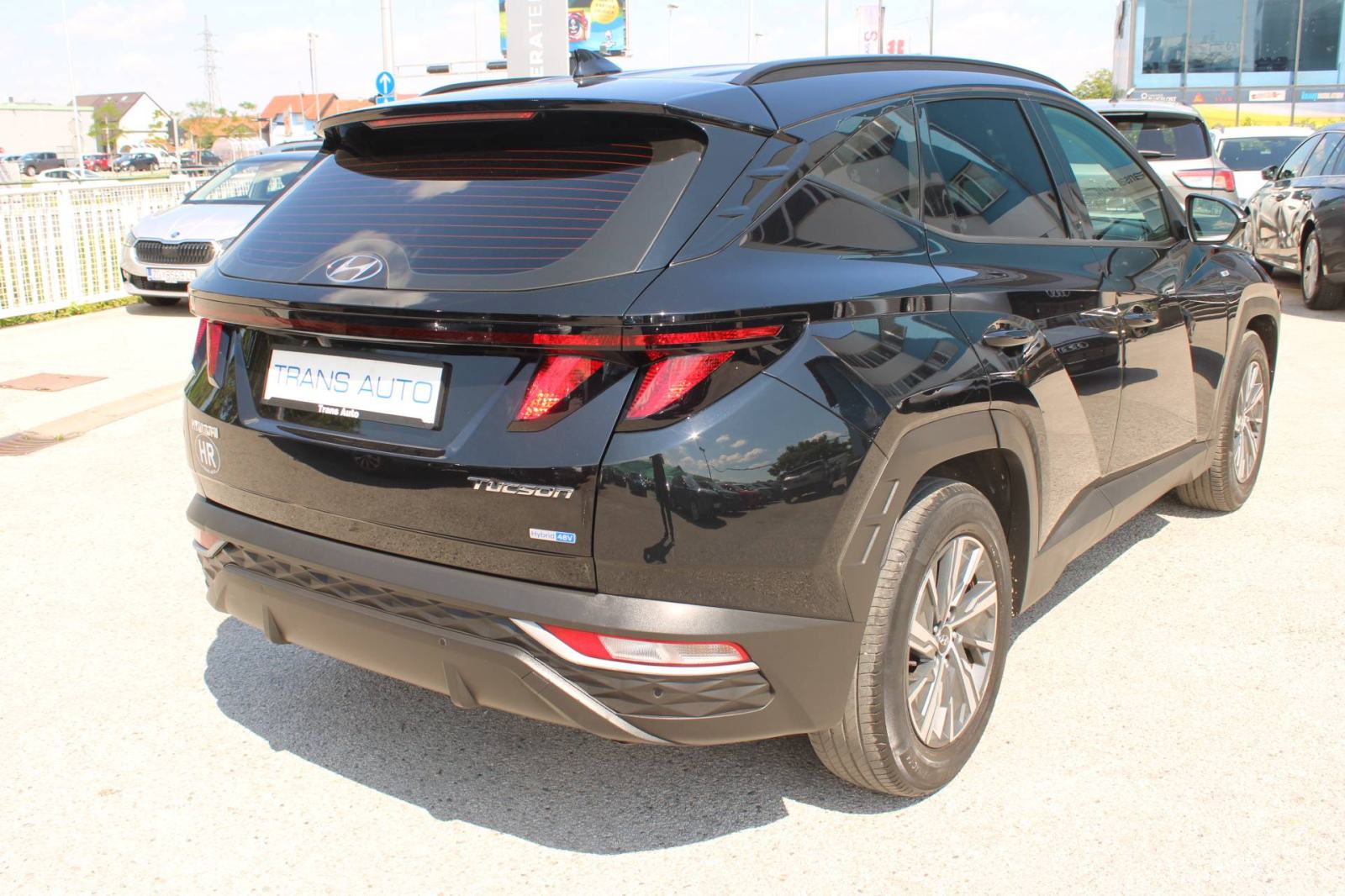 Hyundai Tucson 1.6 CRDi AUTOMATIK *LED, NAVIGACIJA, KAMERA*, fotografija 5