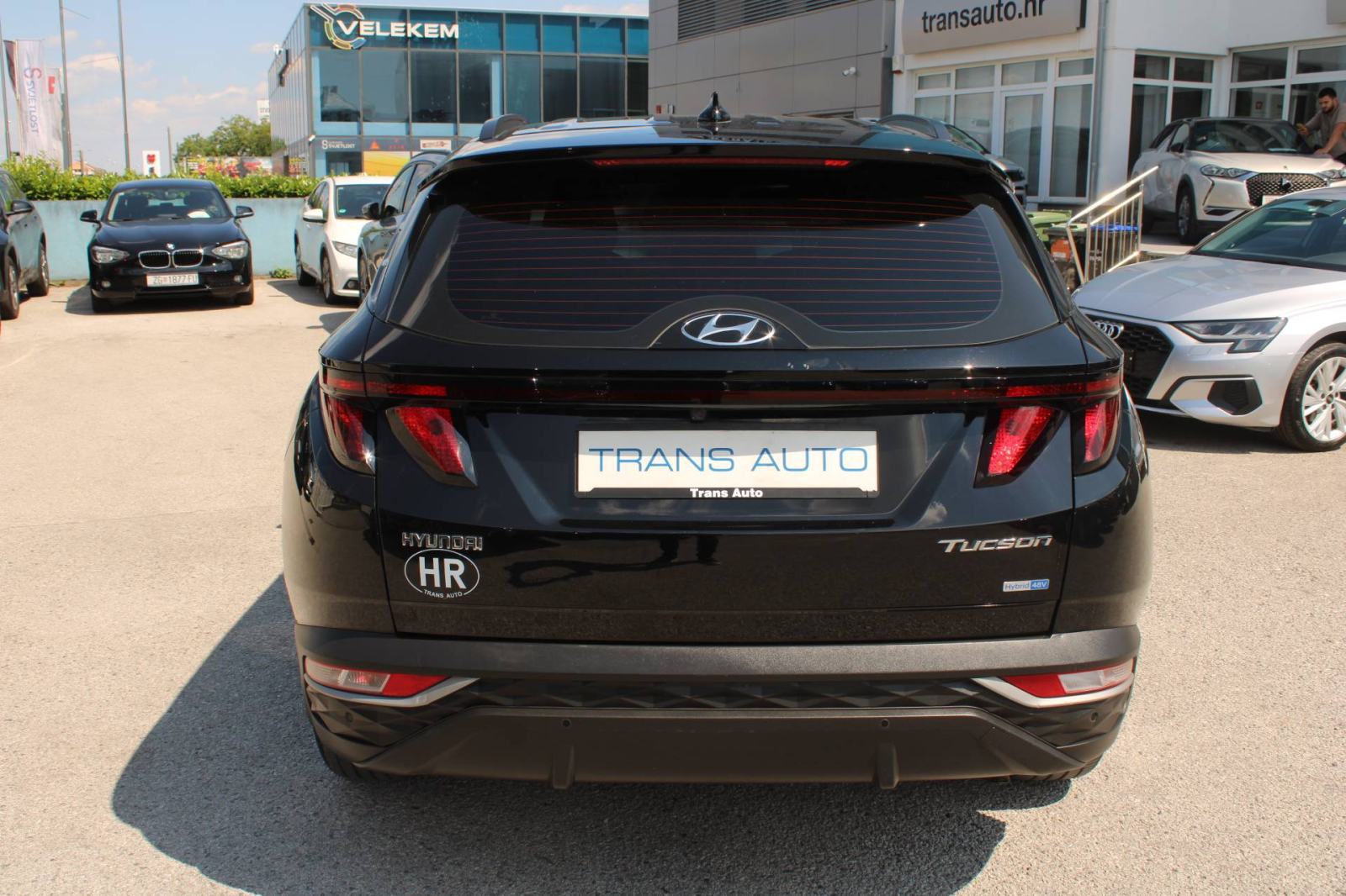 Hyundai Tucson 1.6 CRDi AUTOMATIK *LED, NAVIGACIJA, KAMERA*, fotografija 6