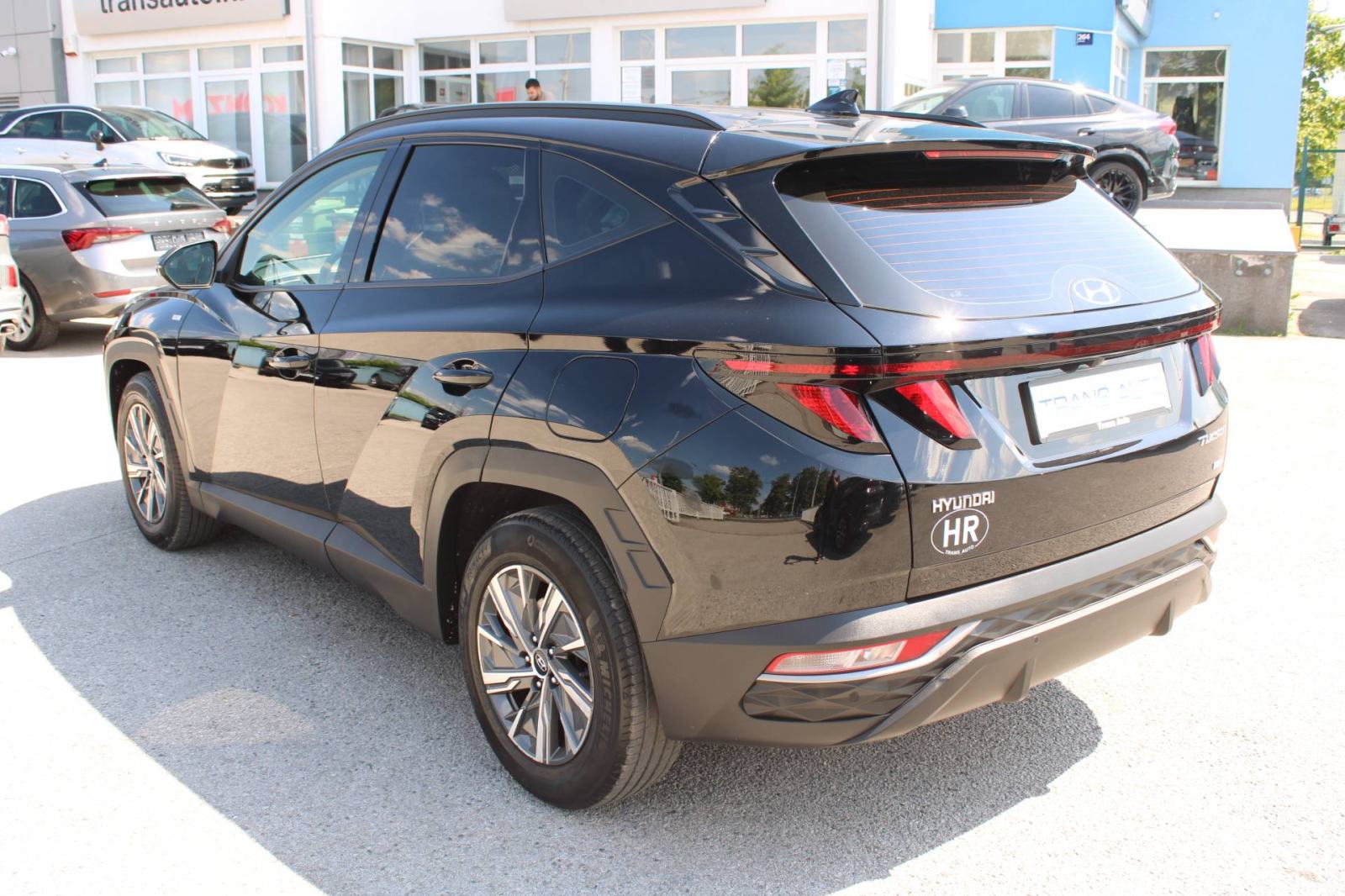 Hyundai Tucson 1.6 CRDi AUTOMATIK *LED, NAVIGACIJA, KAMERA*, fotografija 7