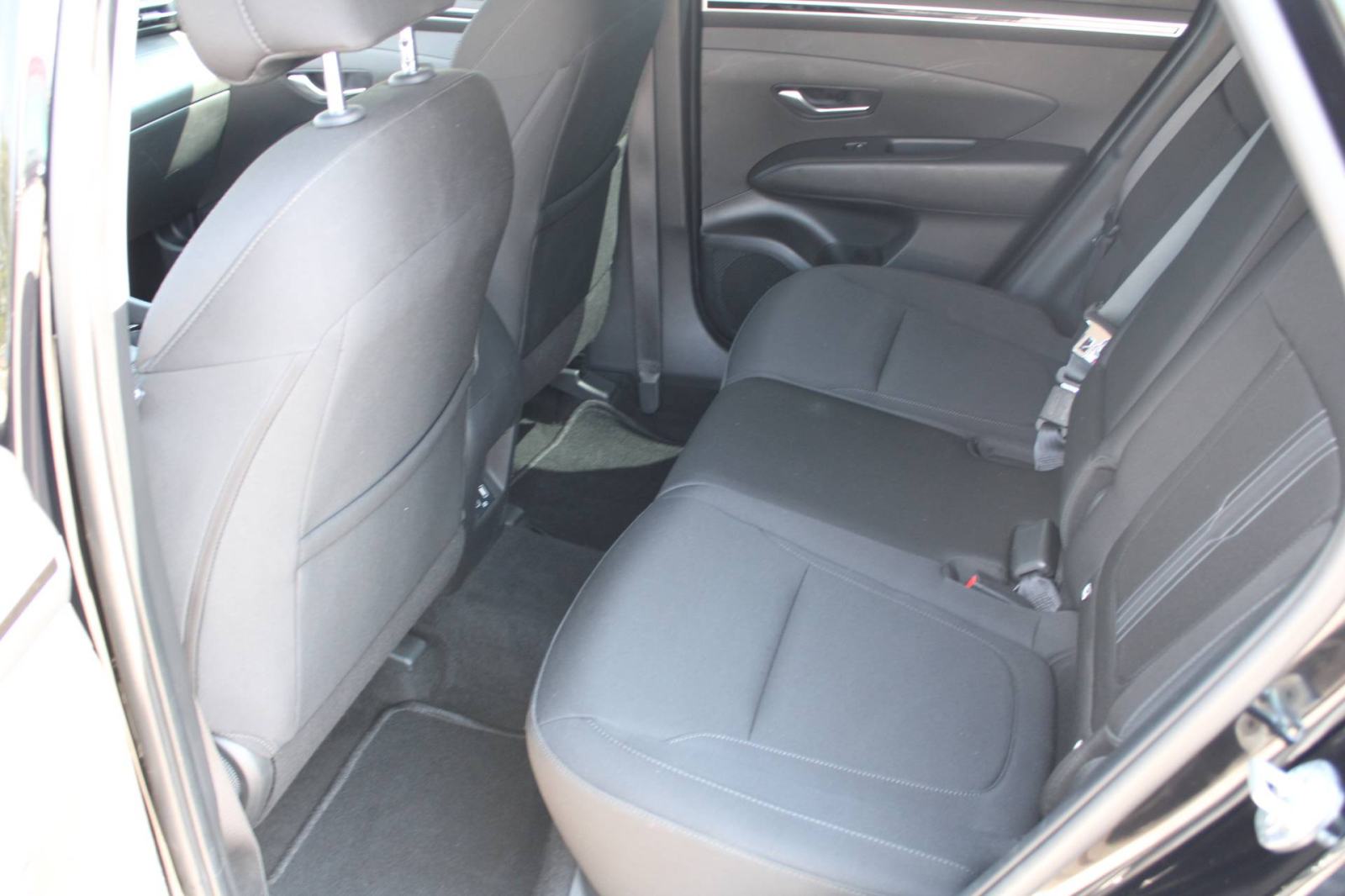 Hyundai Tucson 1.6 CRDi AUTOMATIK *LED, NAVIGACIJA, KAMERA*, fotografija 10