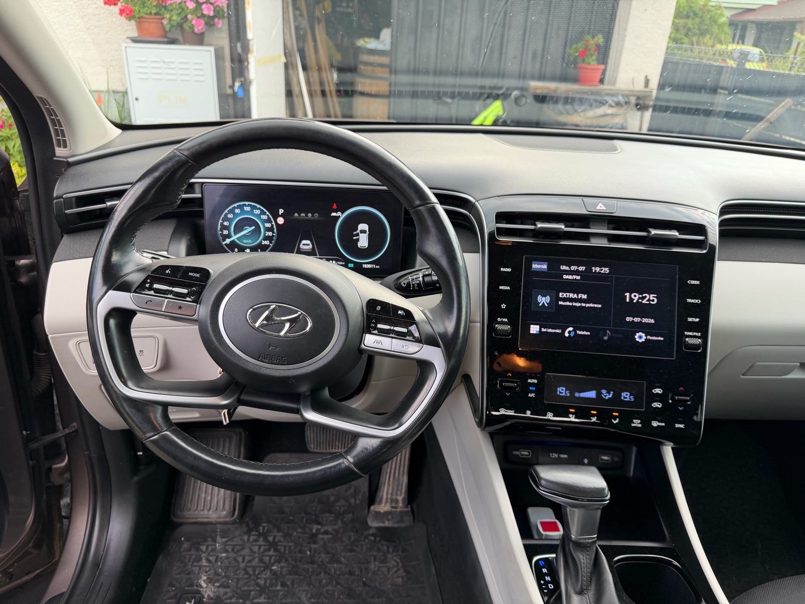 Hyundai Tucson 1,6 CRDi automatik, fotografija 8