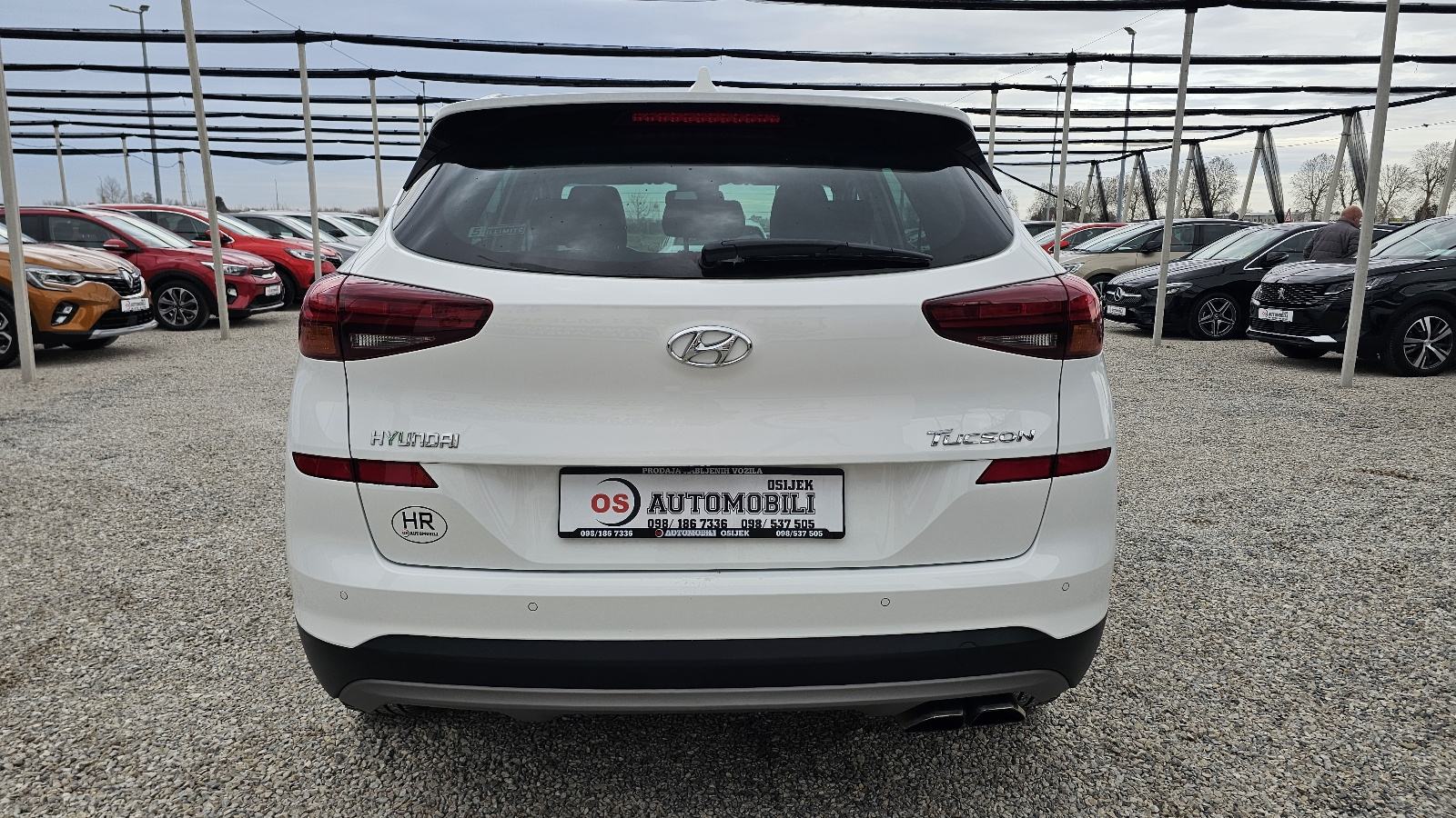 Hyundai Tucson 1,6 CRDi,CLIMATRONIC,LED,KAMERA,ALU,TEMPOMAT,JAMSTVO, pogled izvana - slika 3