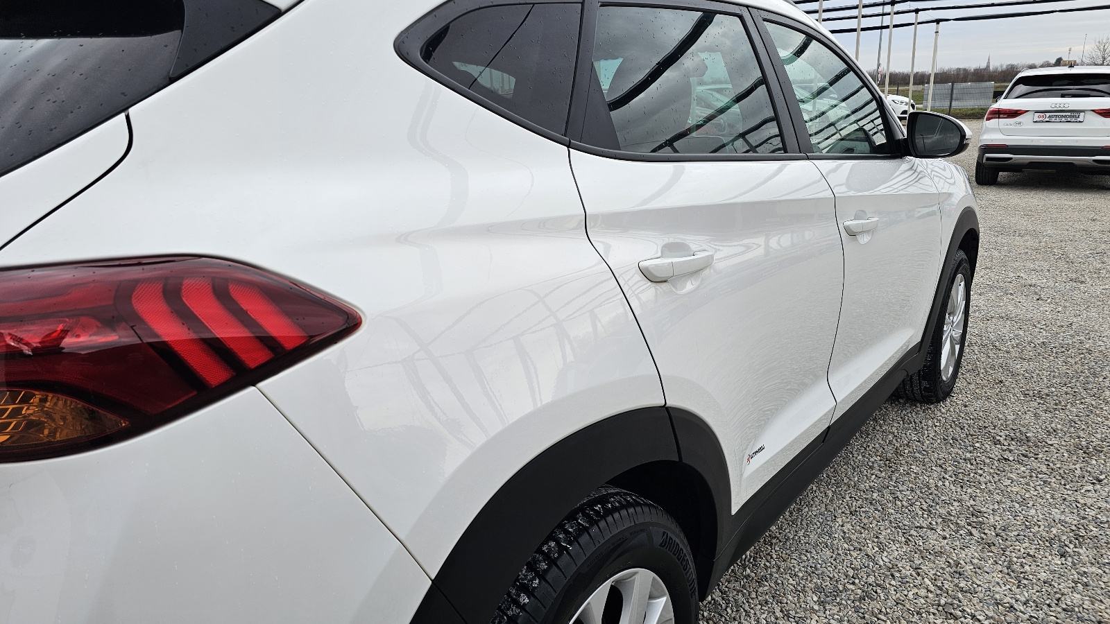 Hyundai Tucson 1,6 CRDi,CLIMATRONIC,LED,KAMERA,ALU,TEMPOMAT,JAMSTVO, fotografija 10